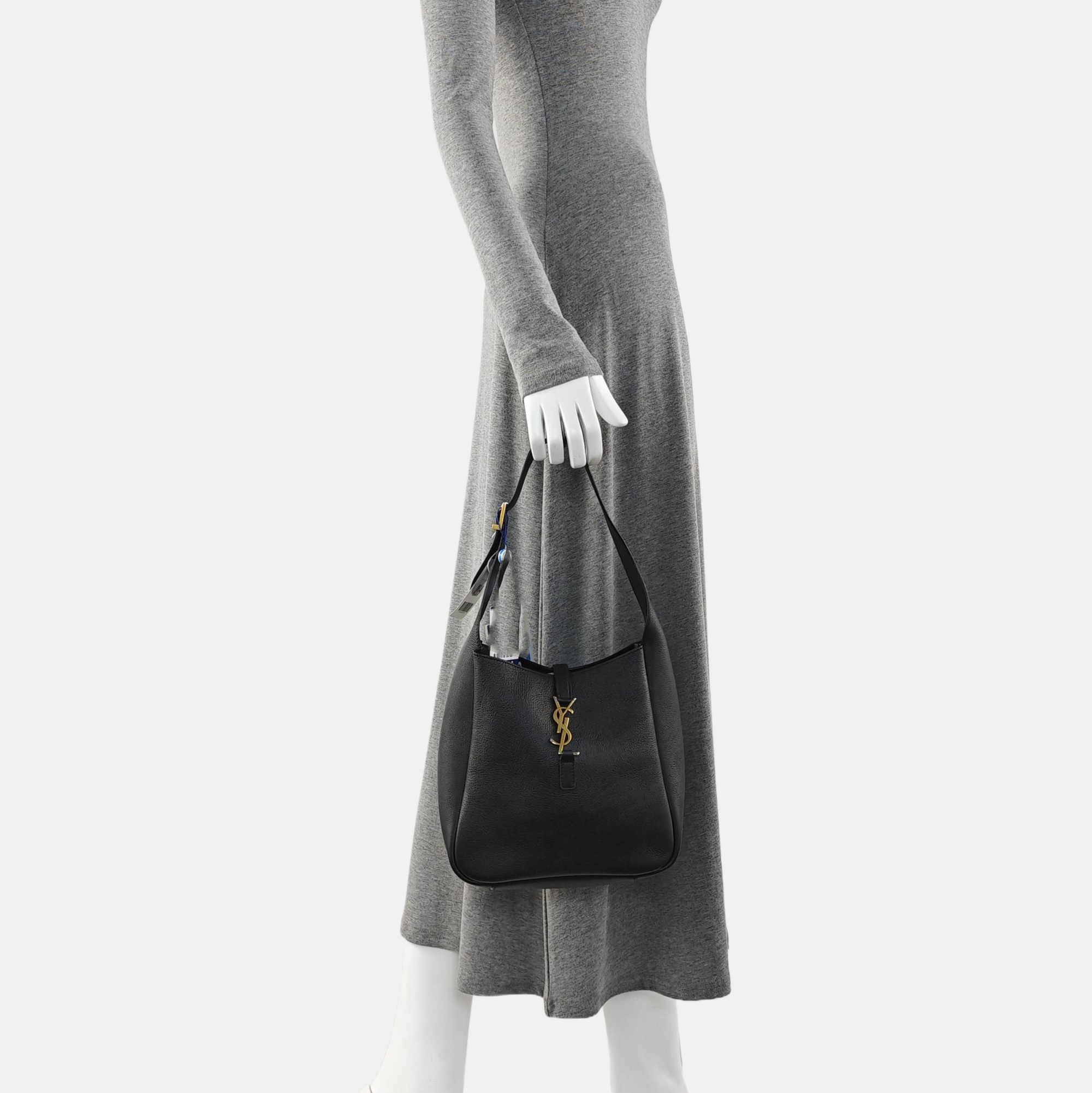 LE 5 À 7 Small Calfskin Black