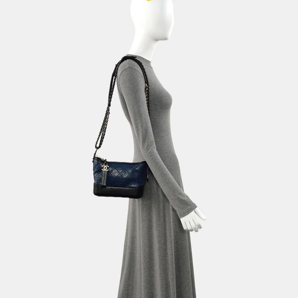 GABRIELLE Piel de ternera acolchada azul