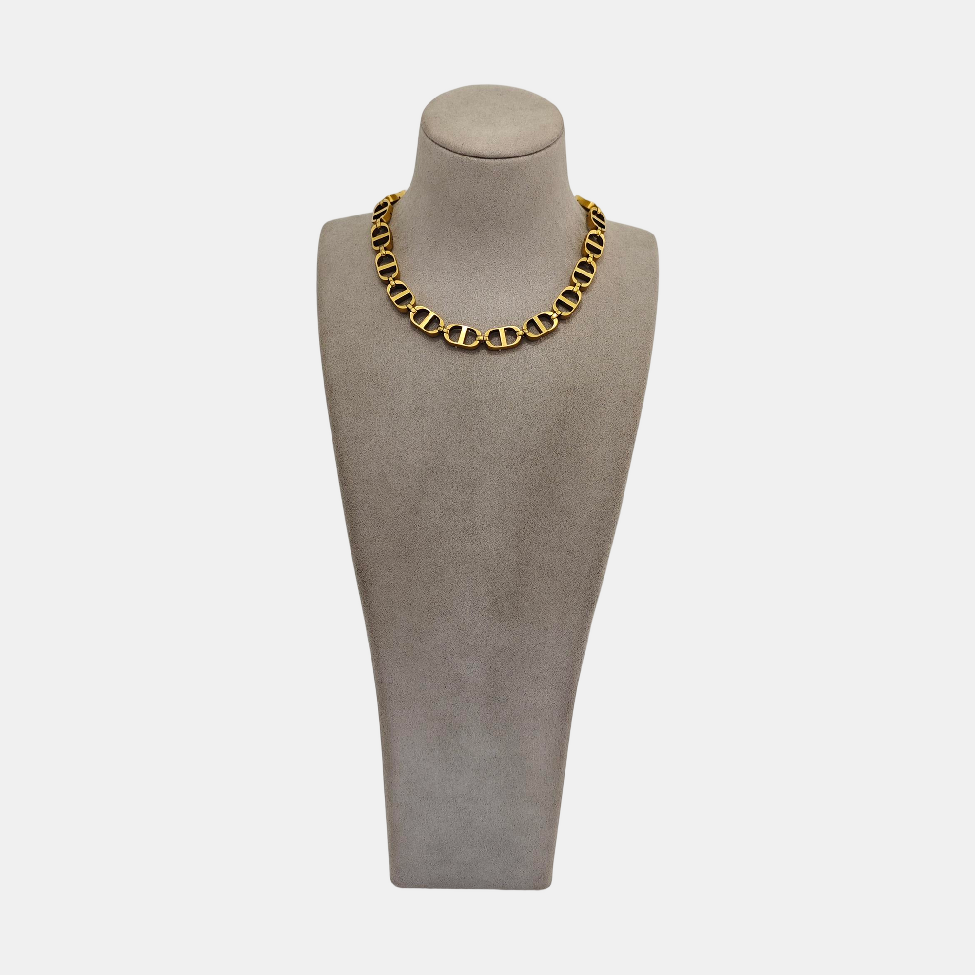 30 Montaigne Metal Gold Necklace