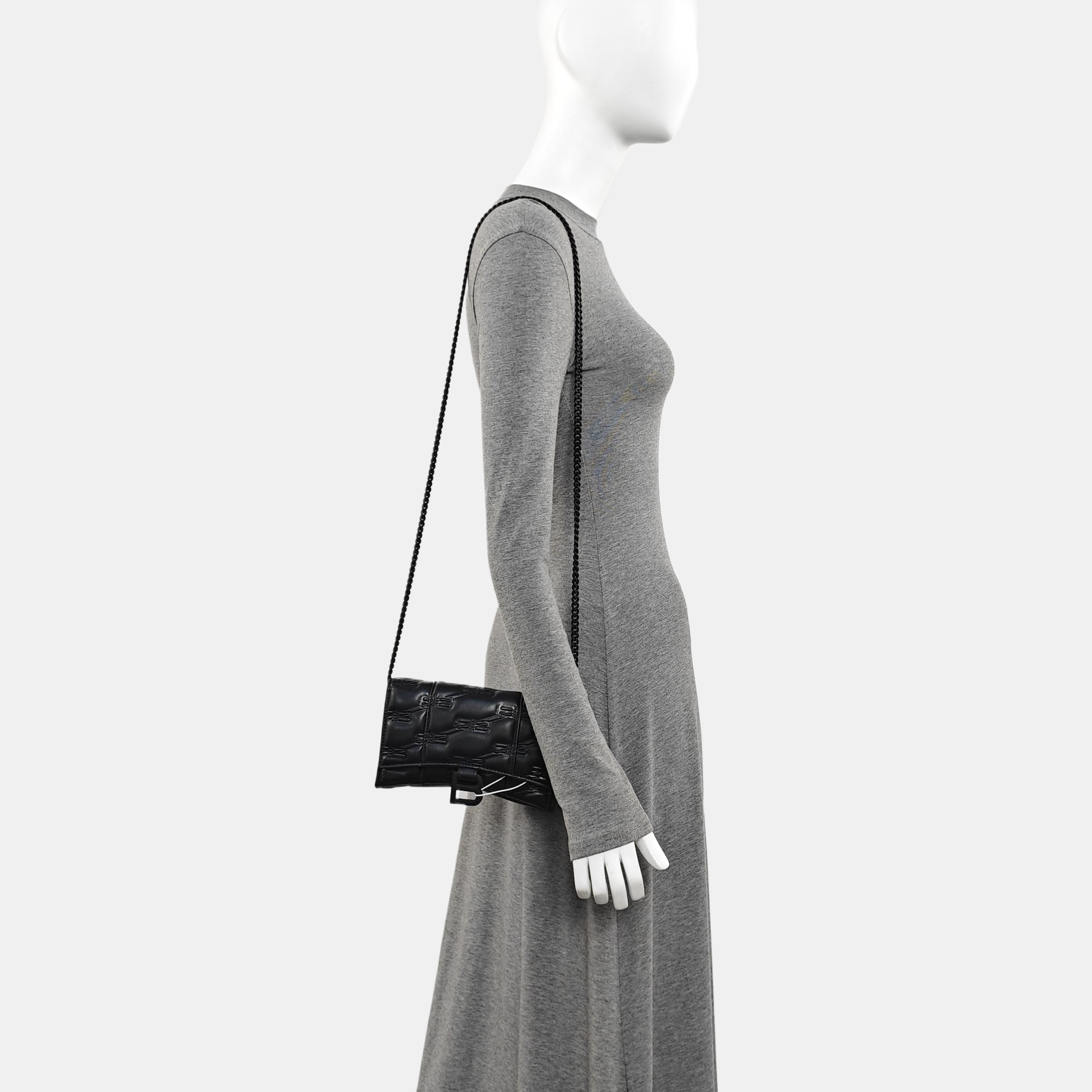 Hourglass Small Lambskin Black