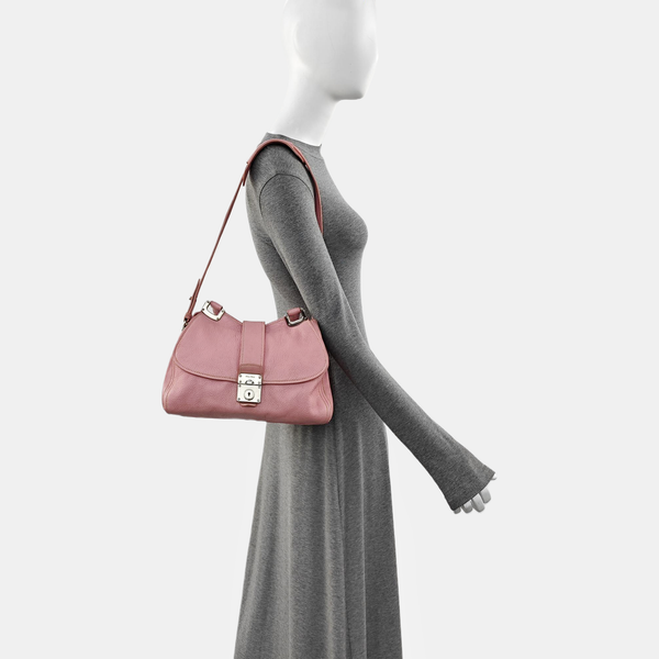 Calfskin Shoulder Bag Pink
