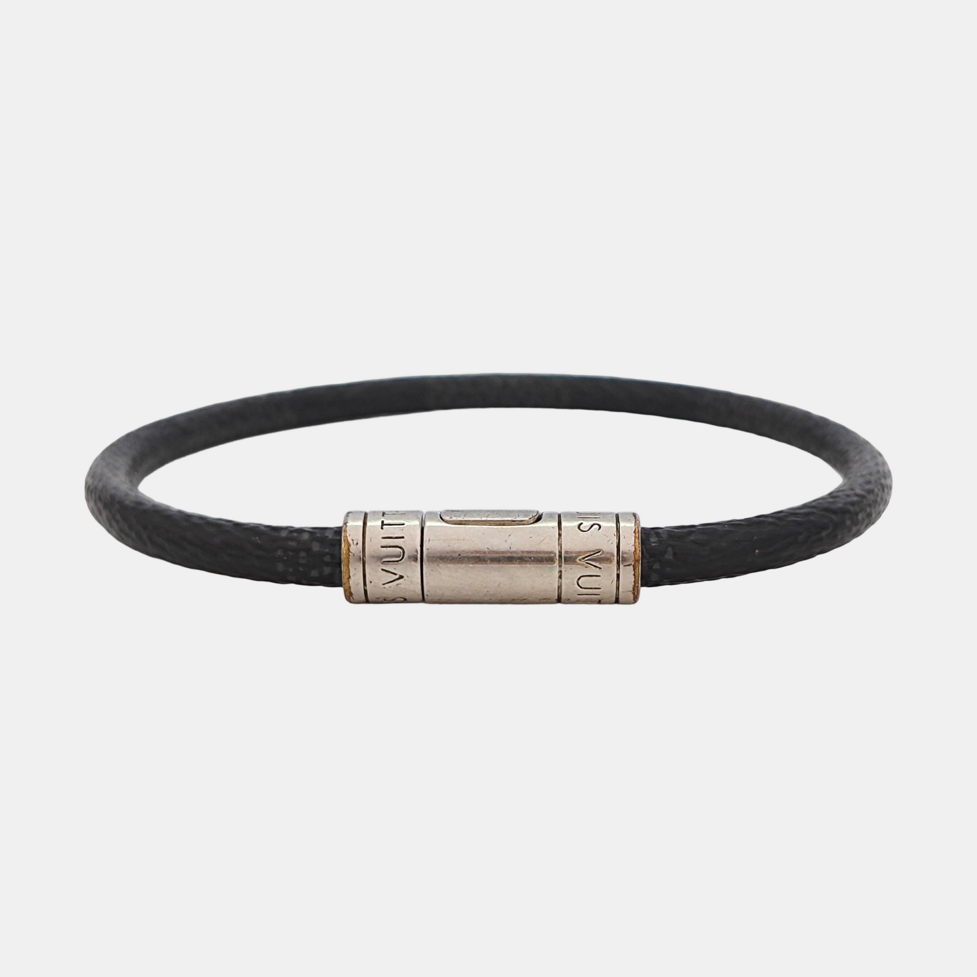 KEEP IT Metal Black Bangle