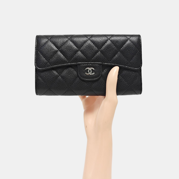 CLASSIC FLAP Mini Quilted Grained Calfskin Black Wallet