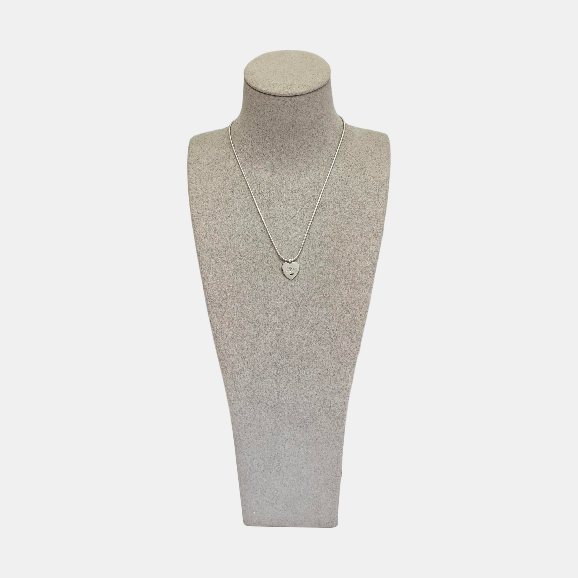 Dio(r)evolution Metal Silver Necklace
