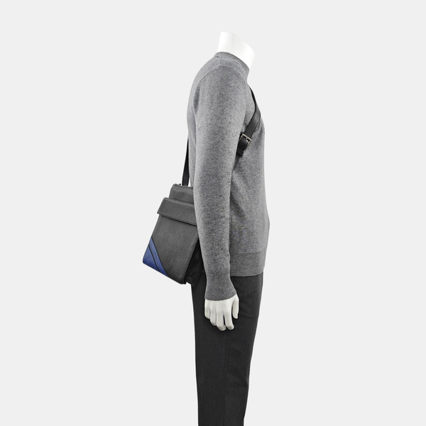 Calfskin Shoulder Bag Black