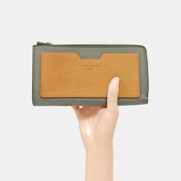 JEANNE Monogram Canvas Gray Wallet