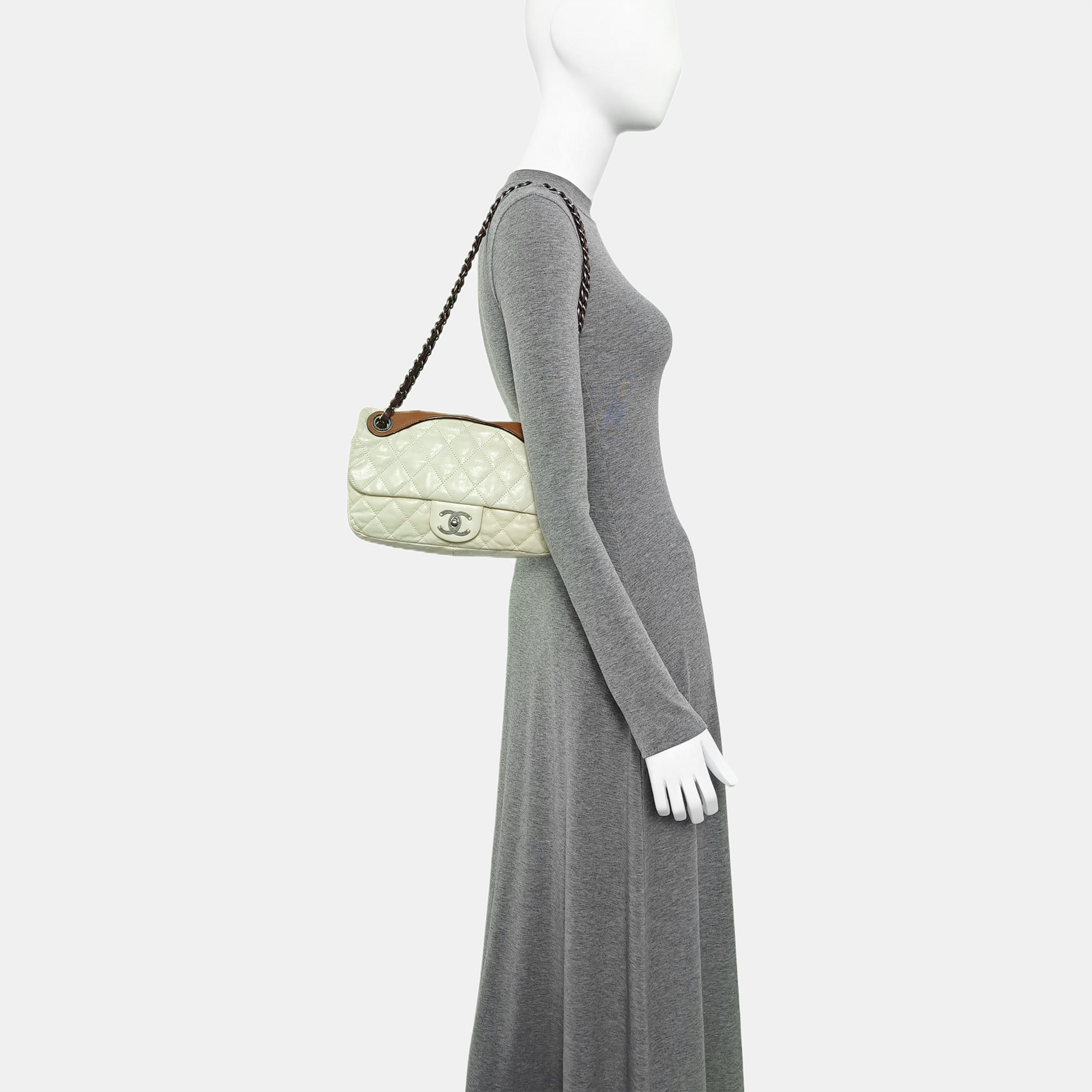 Quilted Calfskin Shoulder Bag Green