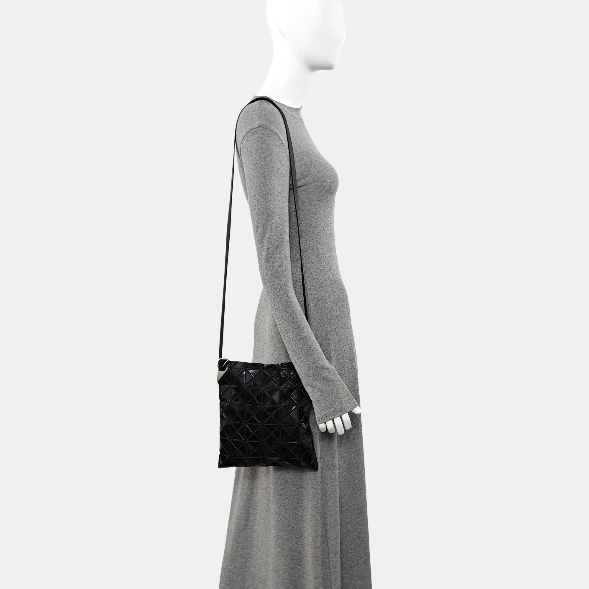 Special Material Shoulder Bag Black