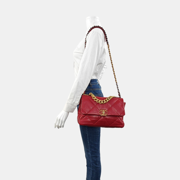 CHANEL 19 Large Quilted Lambskin Red