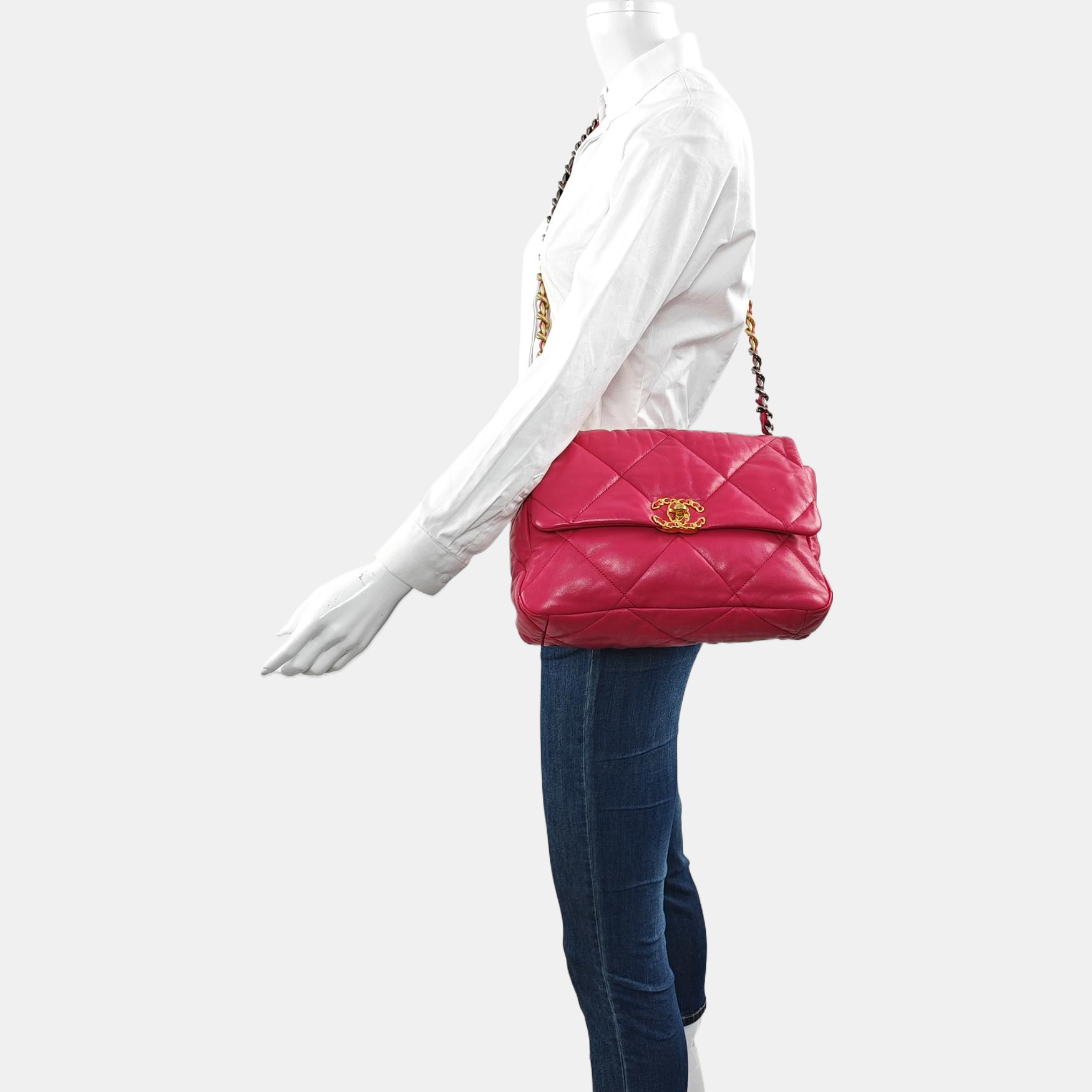 CHANEL 19 Large Quilted Lambskin Red