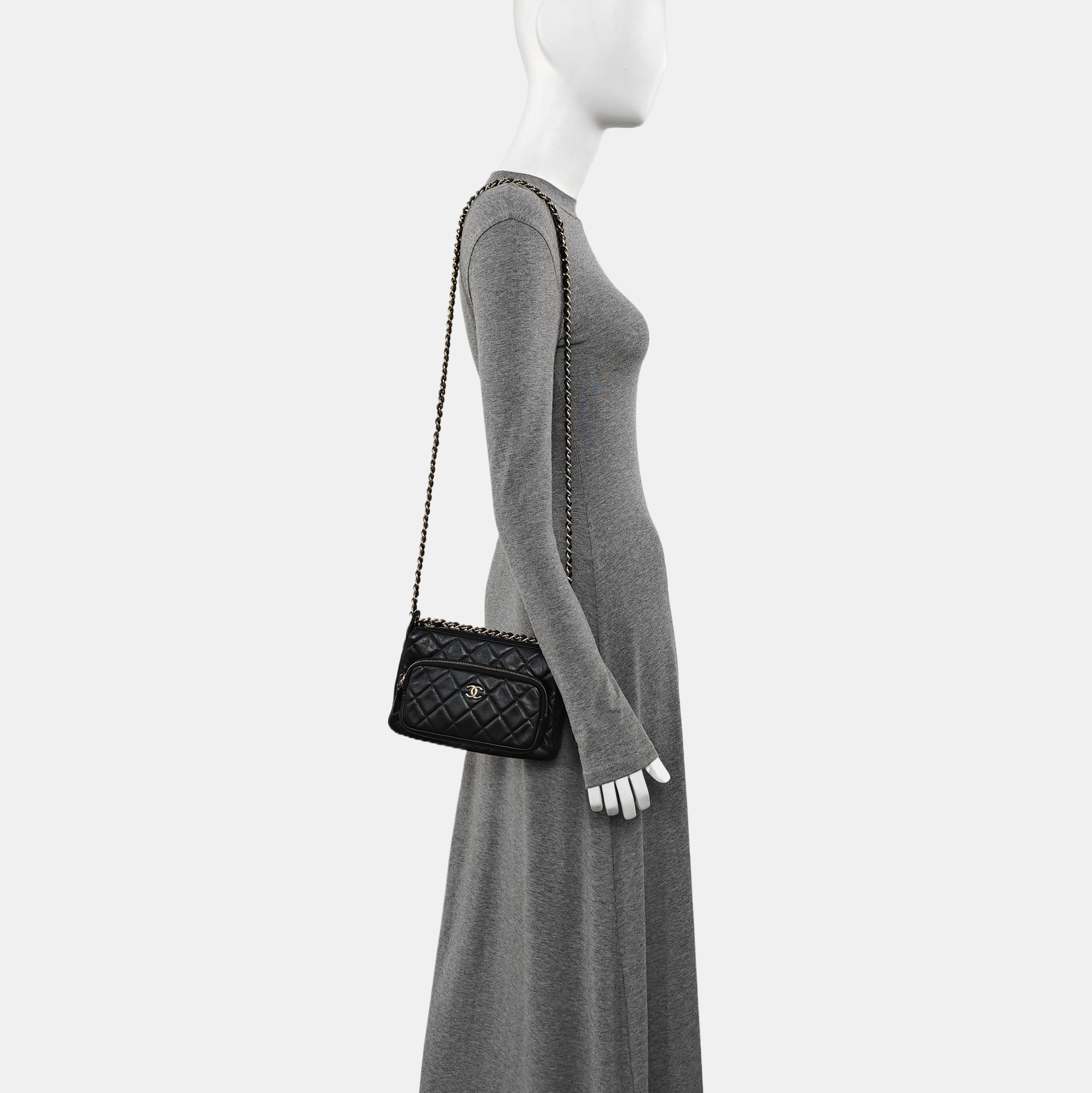 Quilted Lambskin Shoulder Bag Black