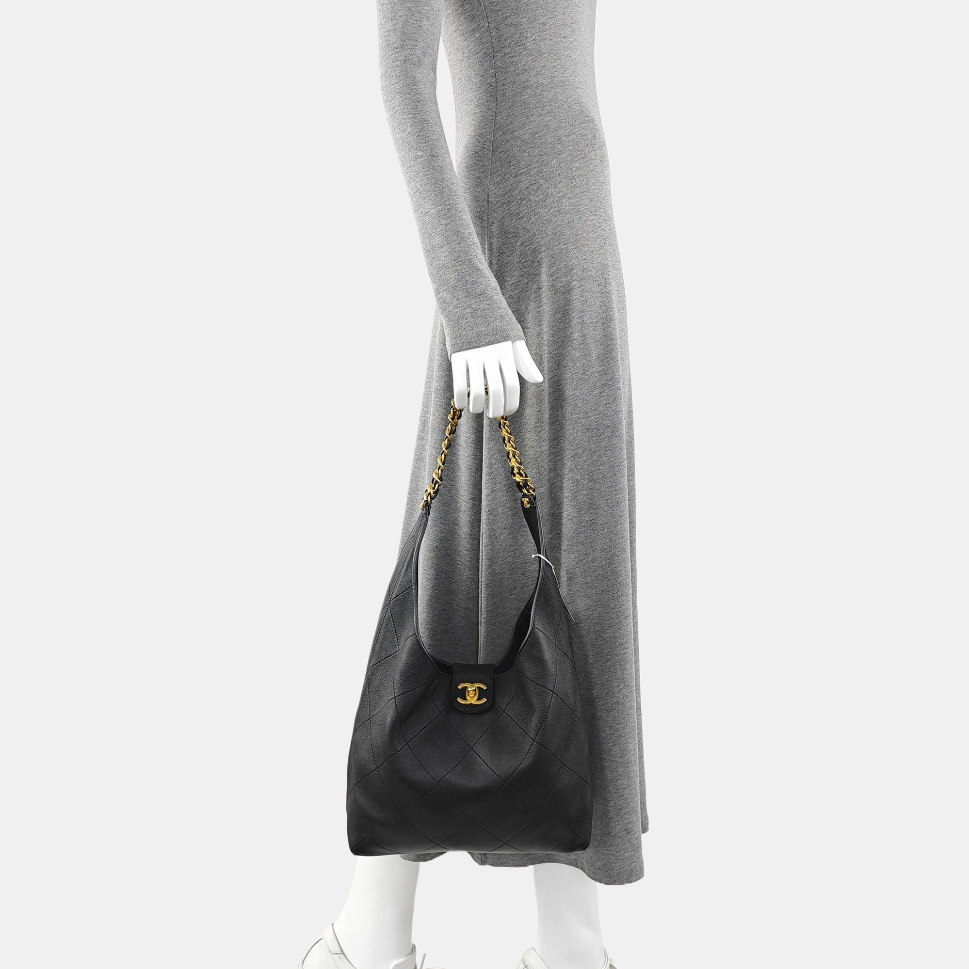 Quilted Lambskin Shoulder Bag Black