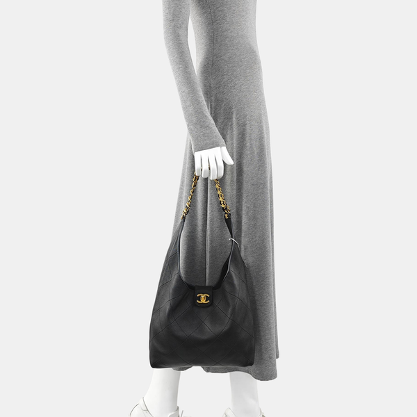 Quilted Lambskin Shoulder Bag Black