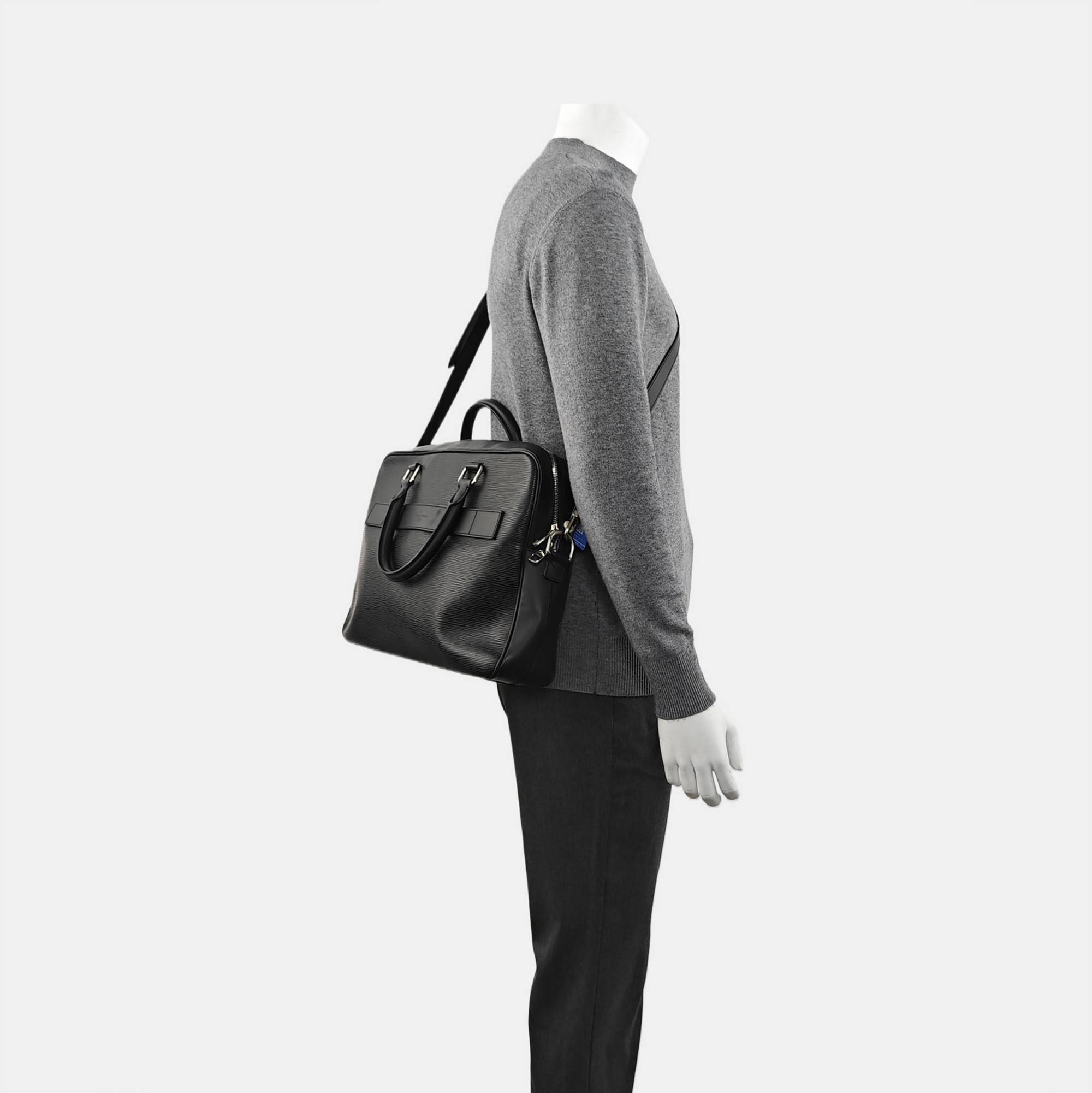 Epi Shoulder Bag Black
