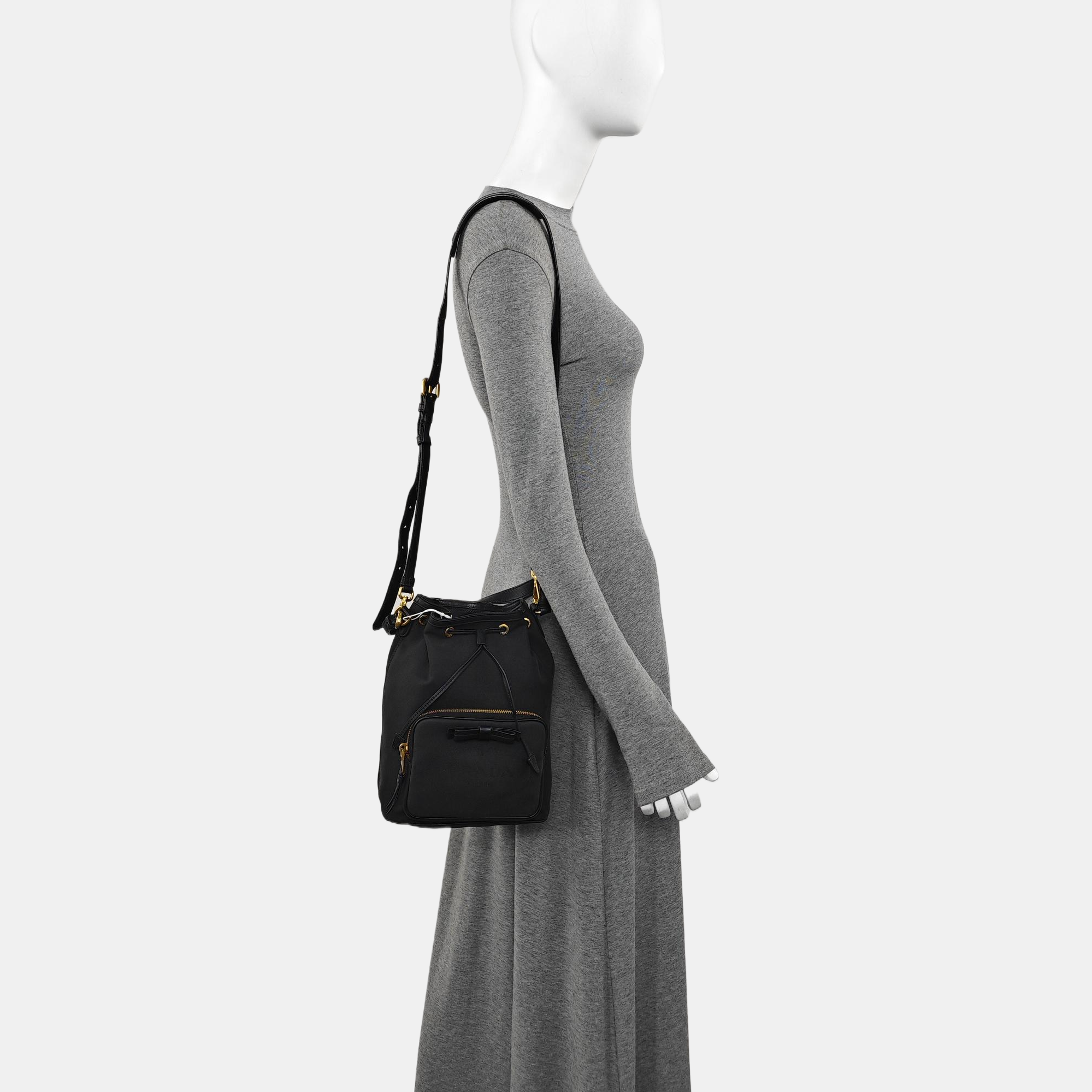 Duet Canvas Black