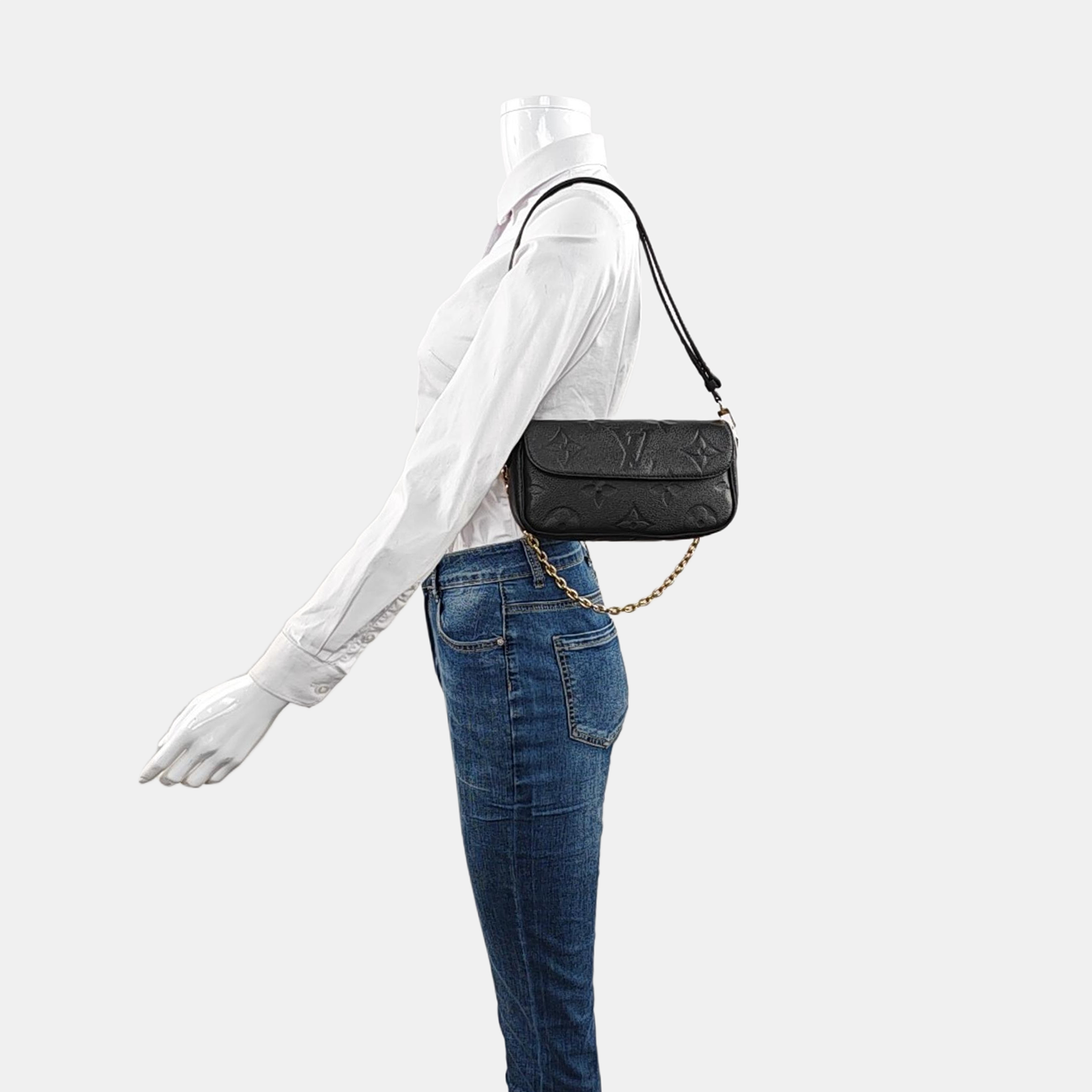 IVY Monogram Calfskin Black