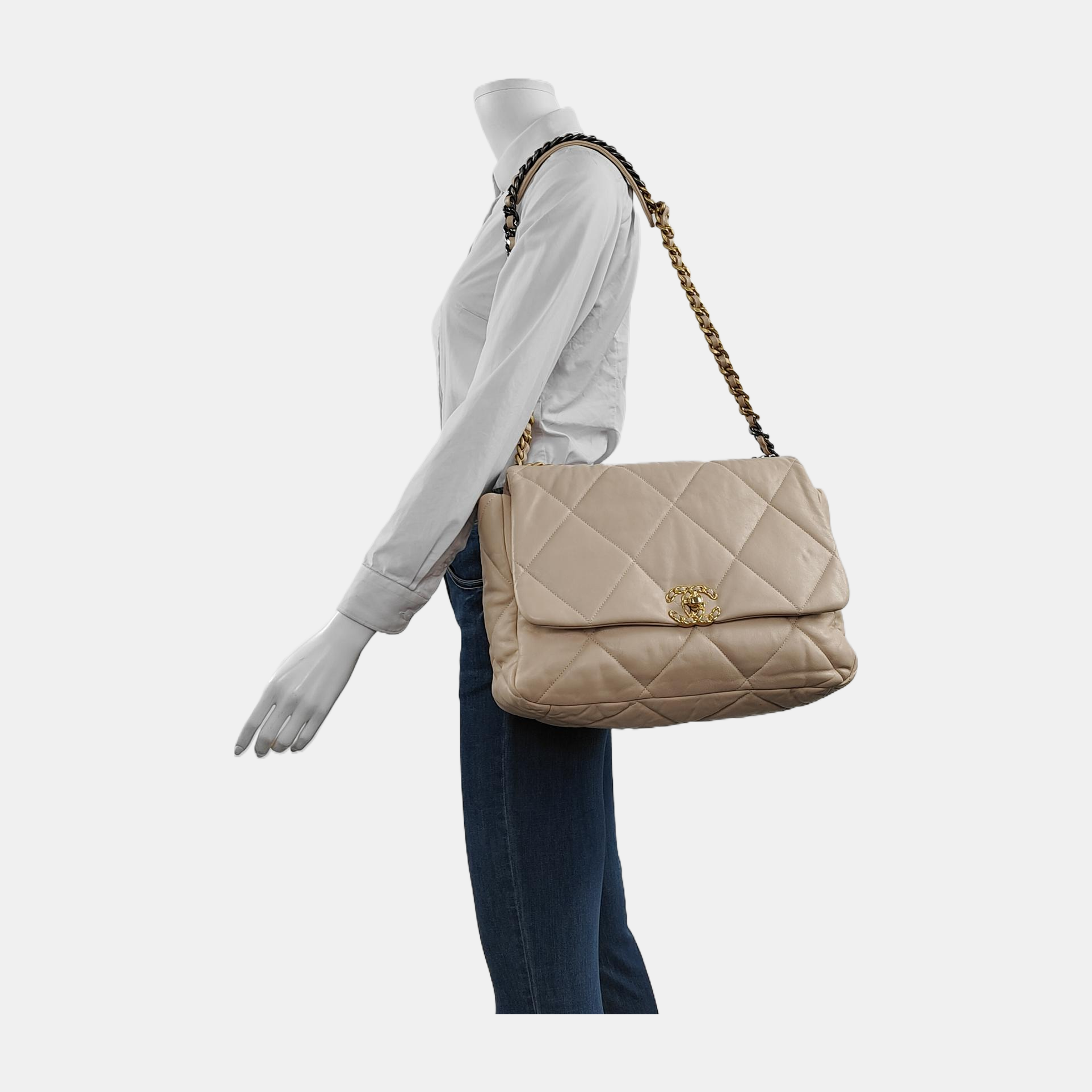 CHANEL 19 Maxi Quilted Lambskin Beige