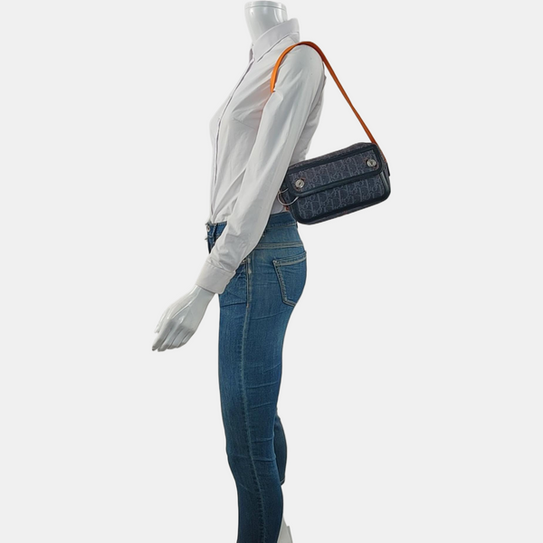 Oblique Canvas Blue