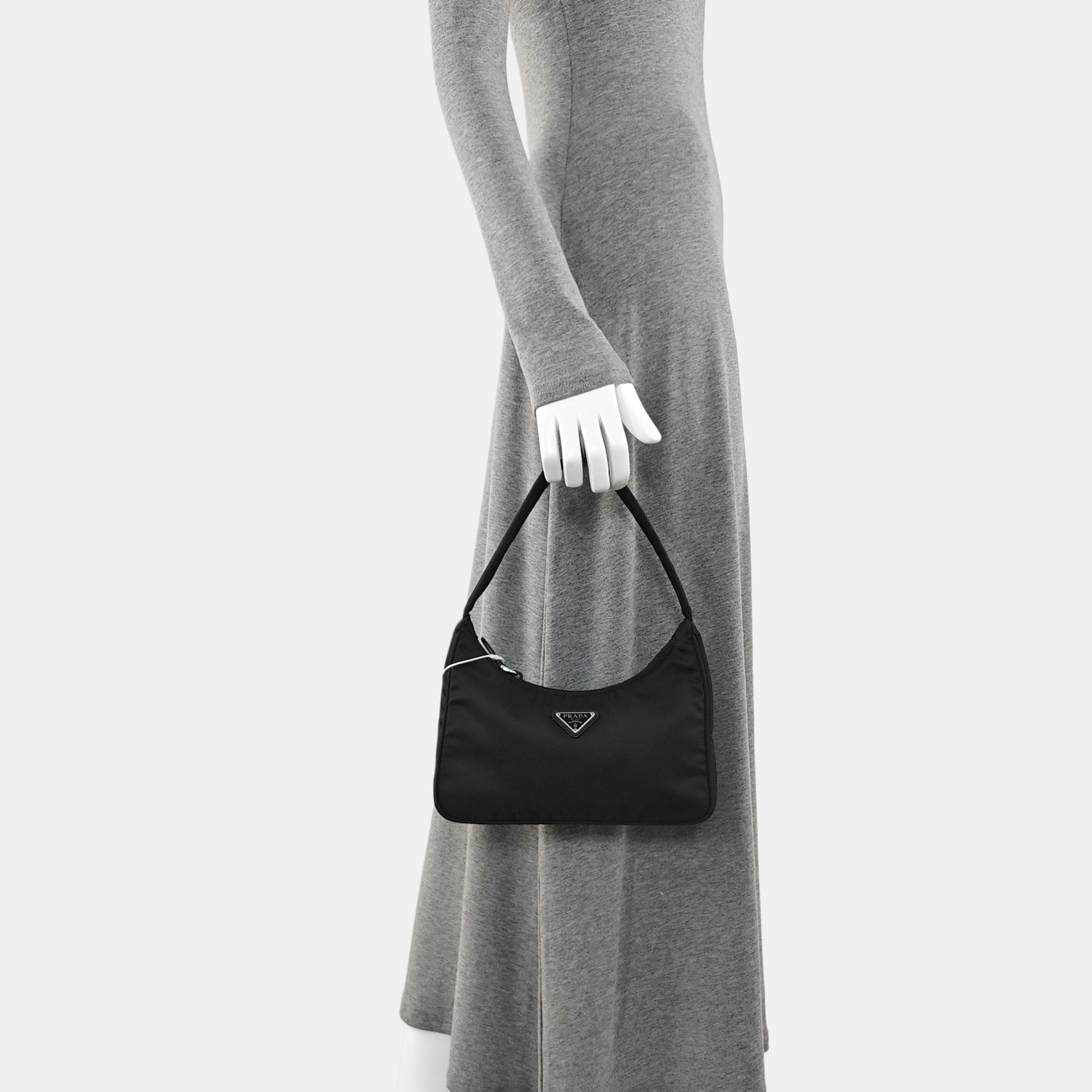 Re-Edition2000 Mini Nylon Black