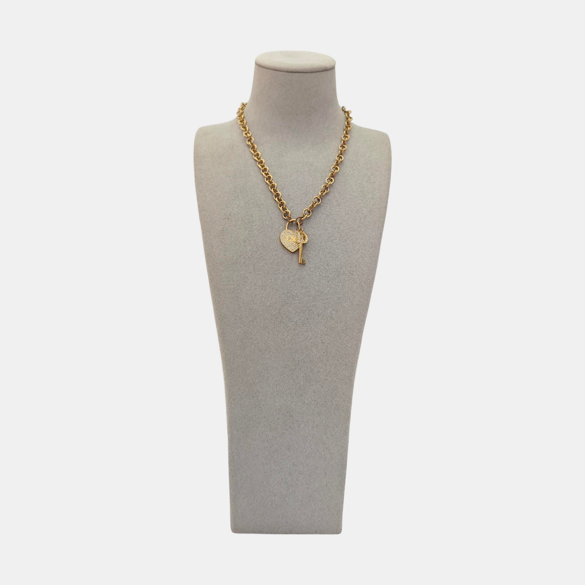 Lucky Locket Metal Gold Necklace