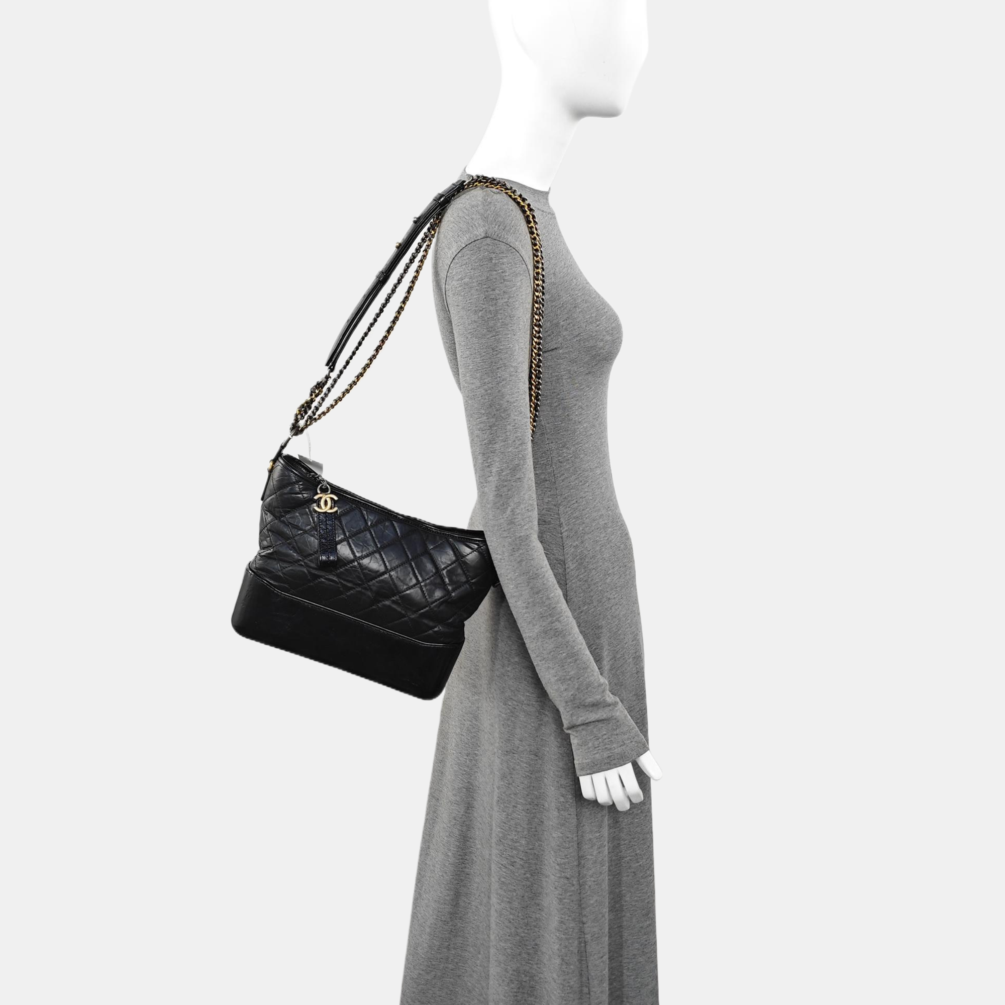 GABRIELLE Medium Quilted Calfskin Black