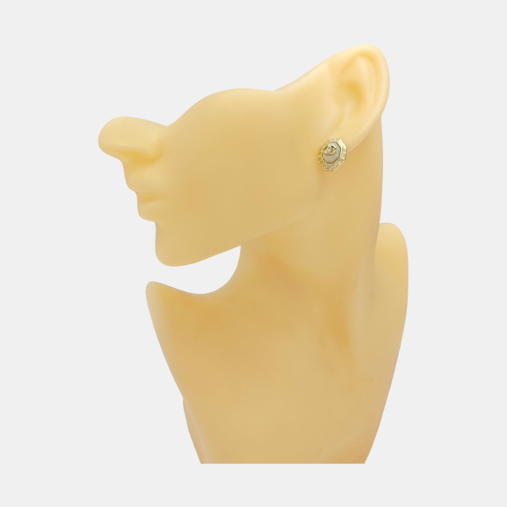 Metal Gold Stud Earrings