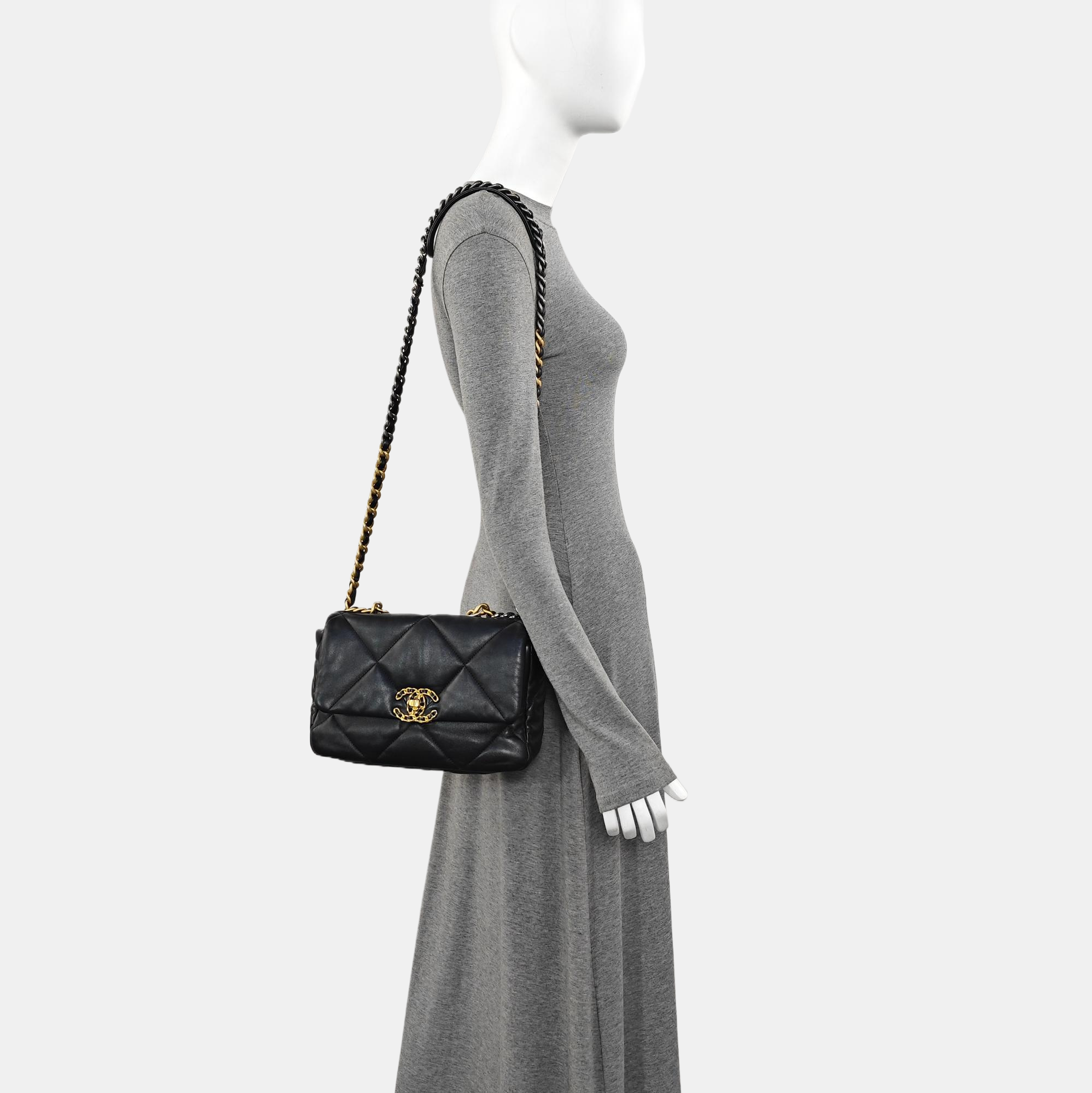 CHANEL 19 Small Quilted Lambskin Black