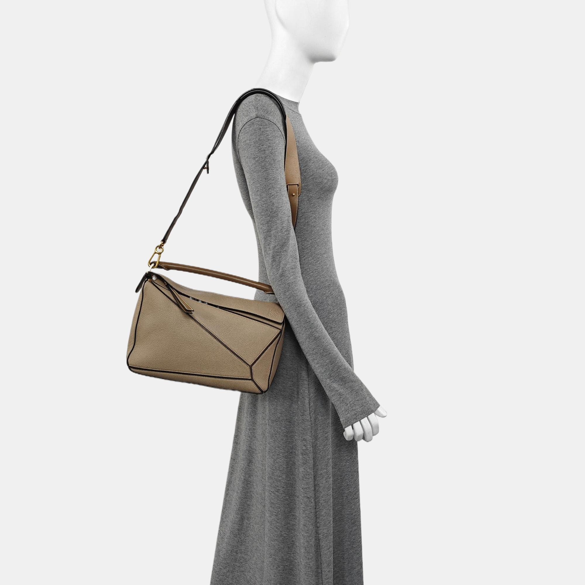 Puzzle Medium Calfskin Gray