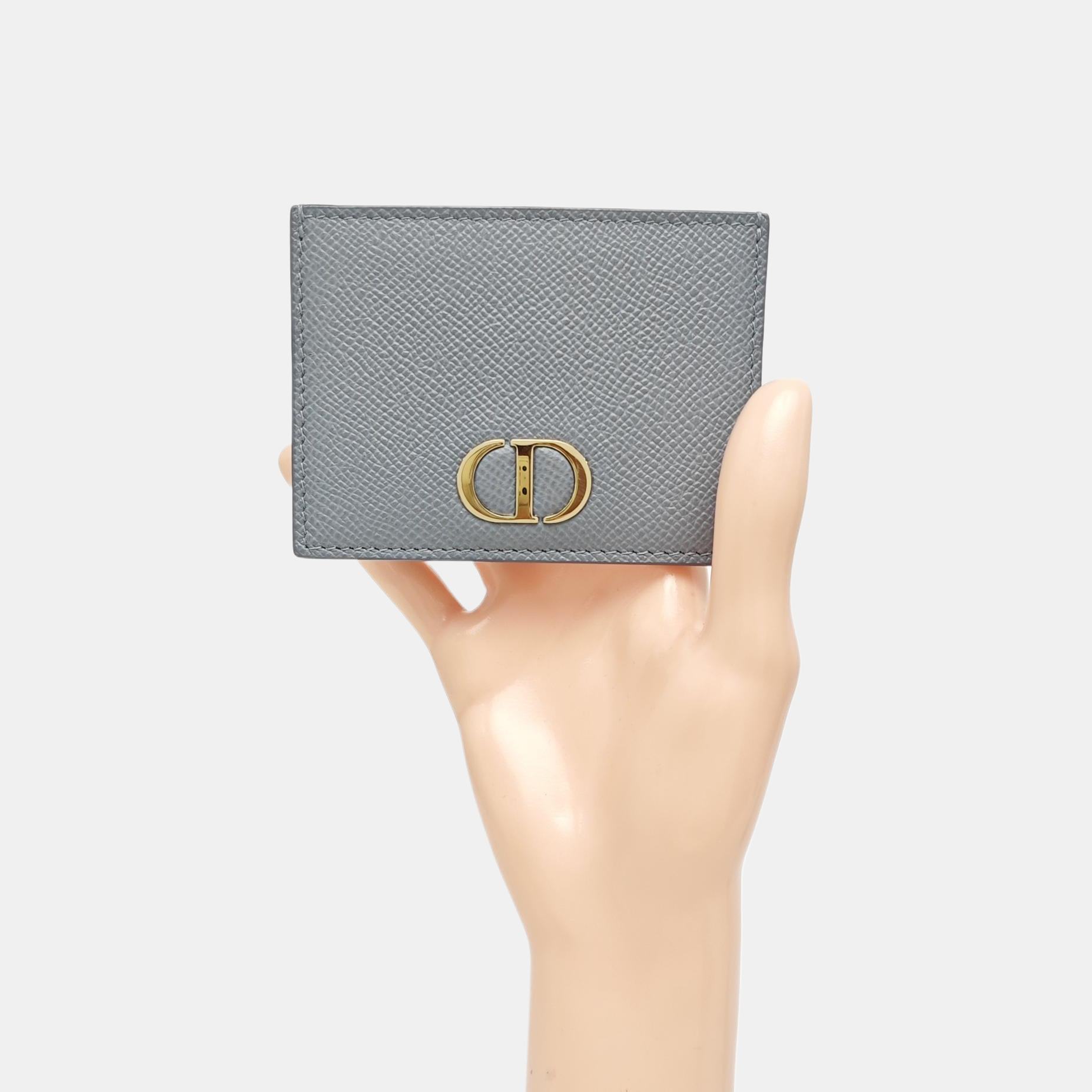 30 Montaigne Calfskin Gray Card Holder