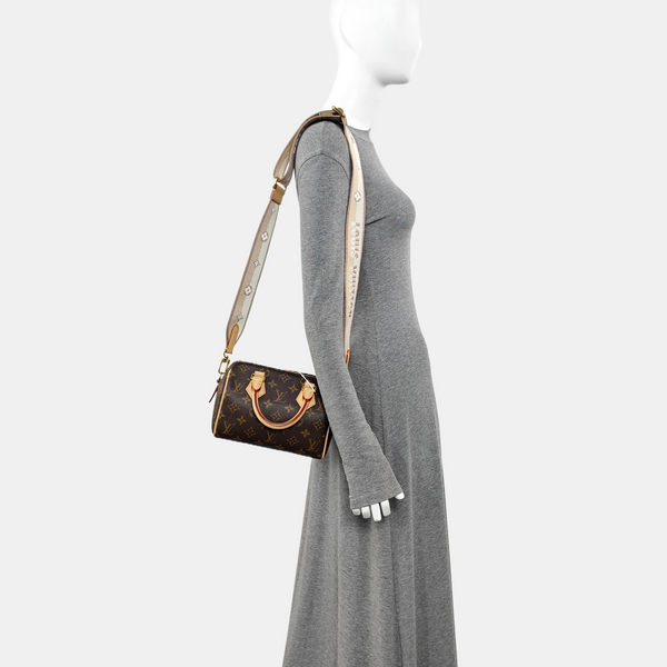 SPEEDY 20 Monogram Coated Canvas Brown