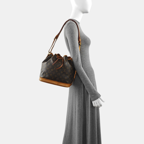 NOÉ MM Monogram Coated Canvas Brown