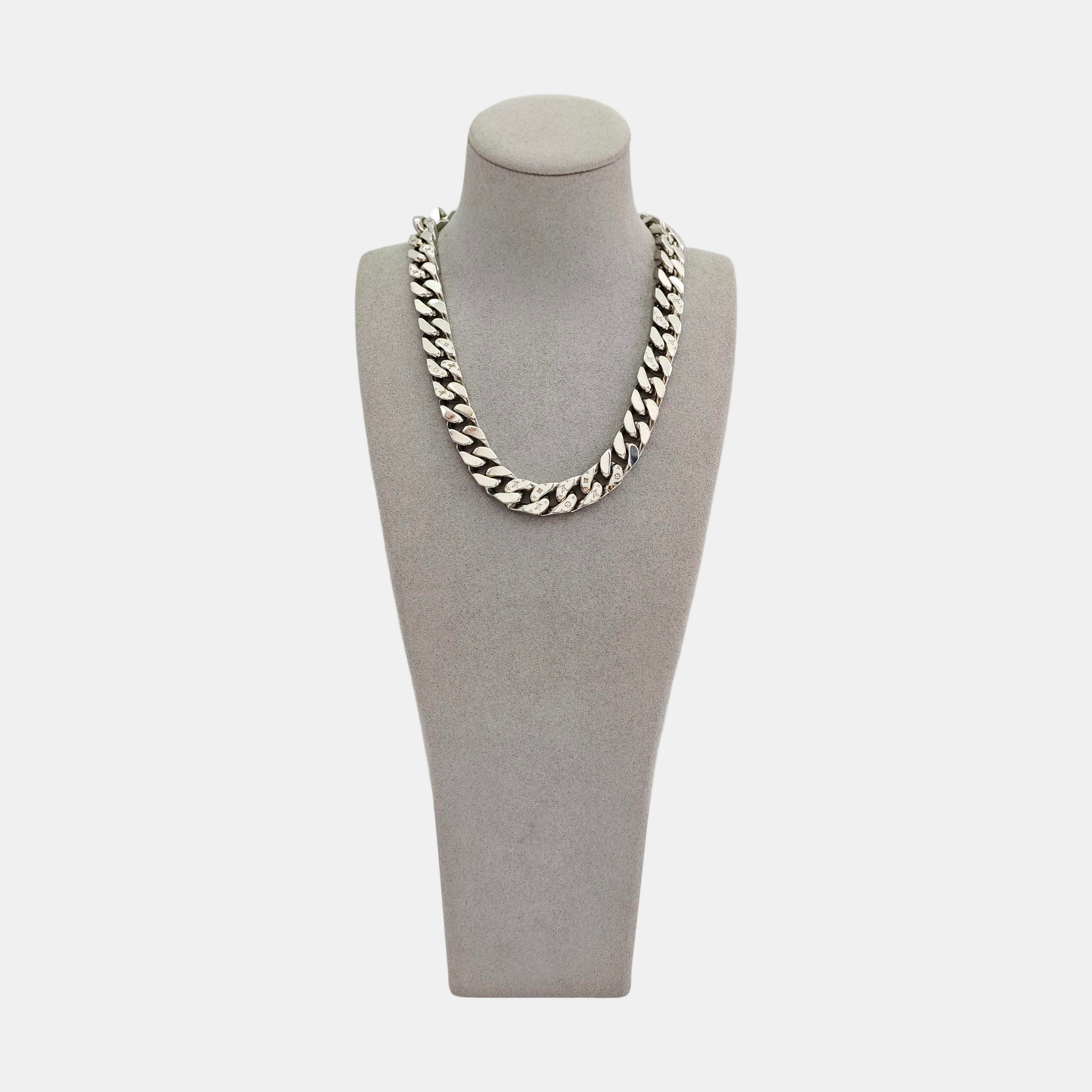 LV CHAIN LINKS Metal Silver Necklace