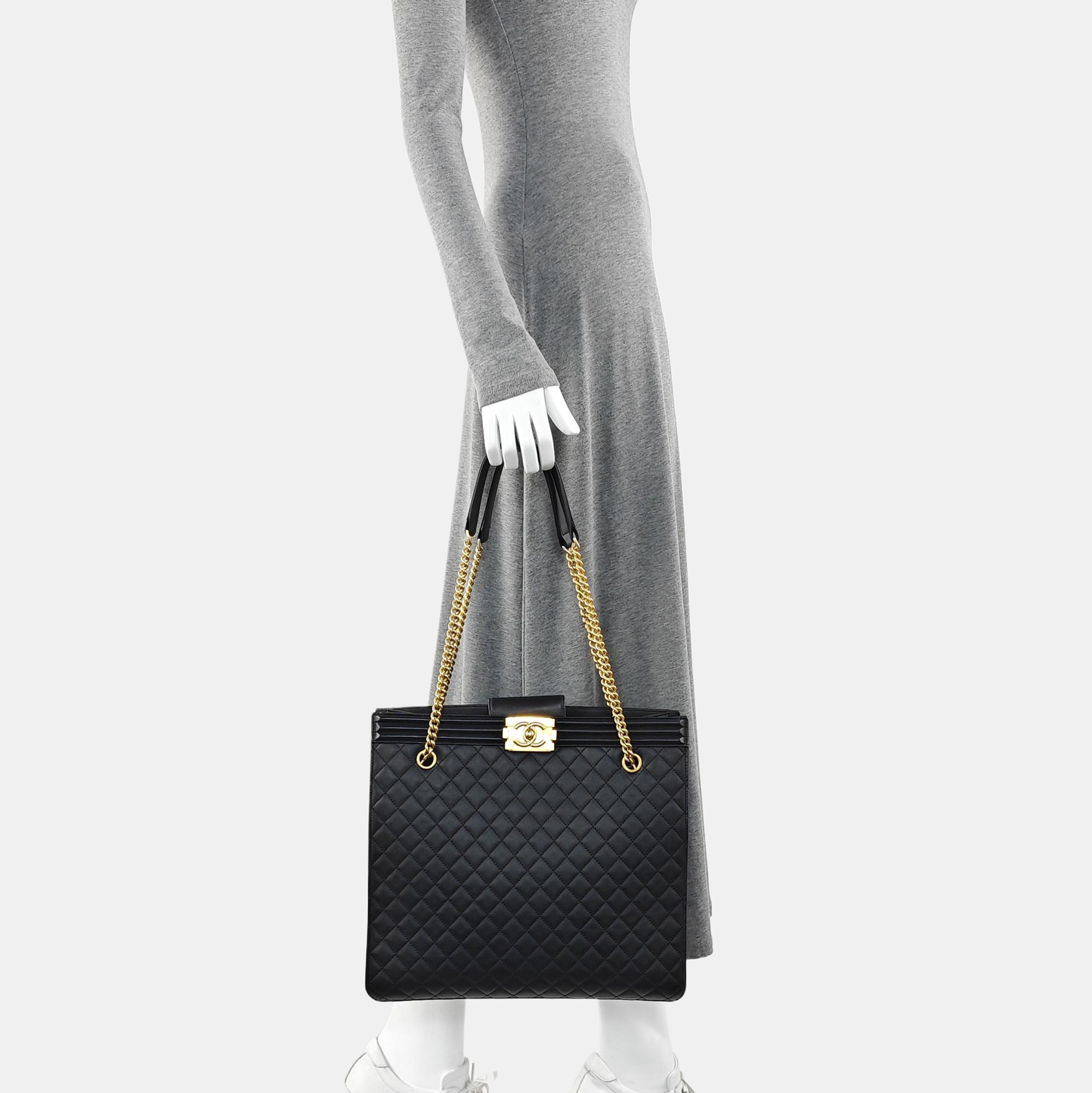 Quilted Calfskin Shoulder Bag Black
