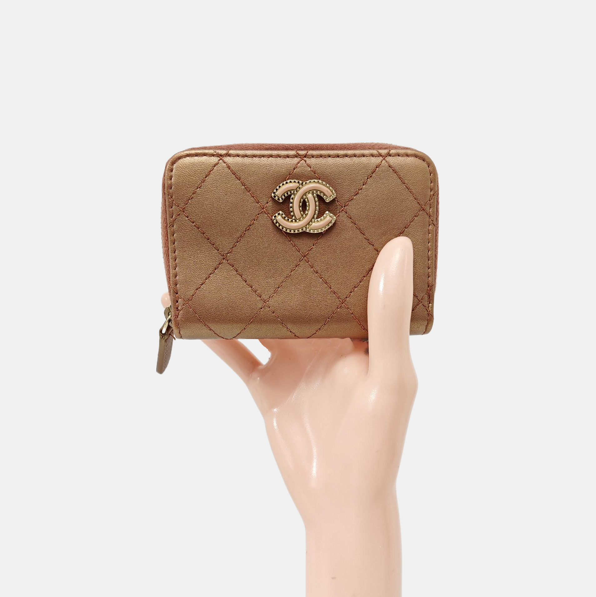 Quilted Lambskin Card Holder Beige