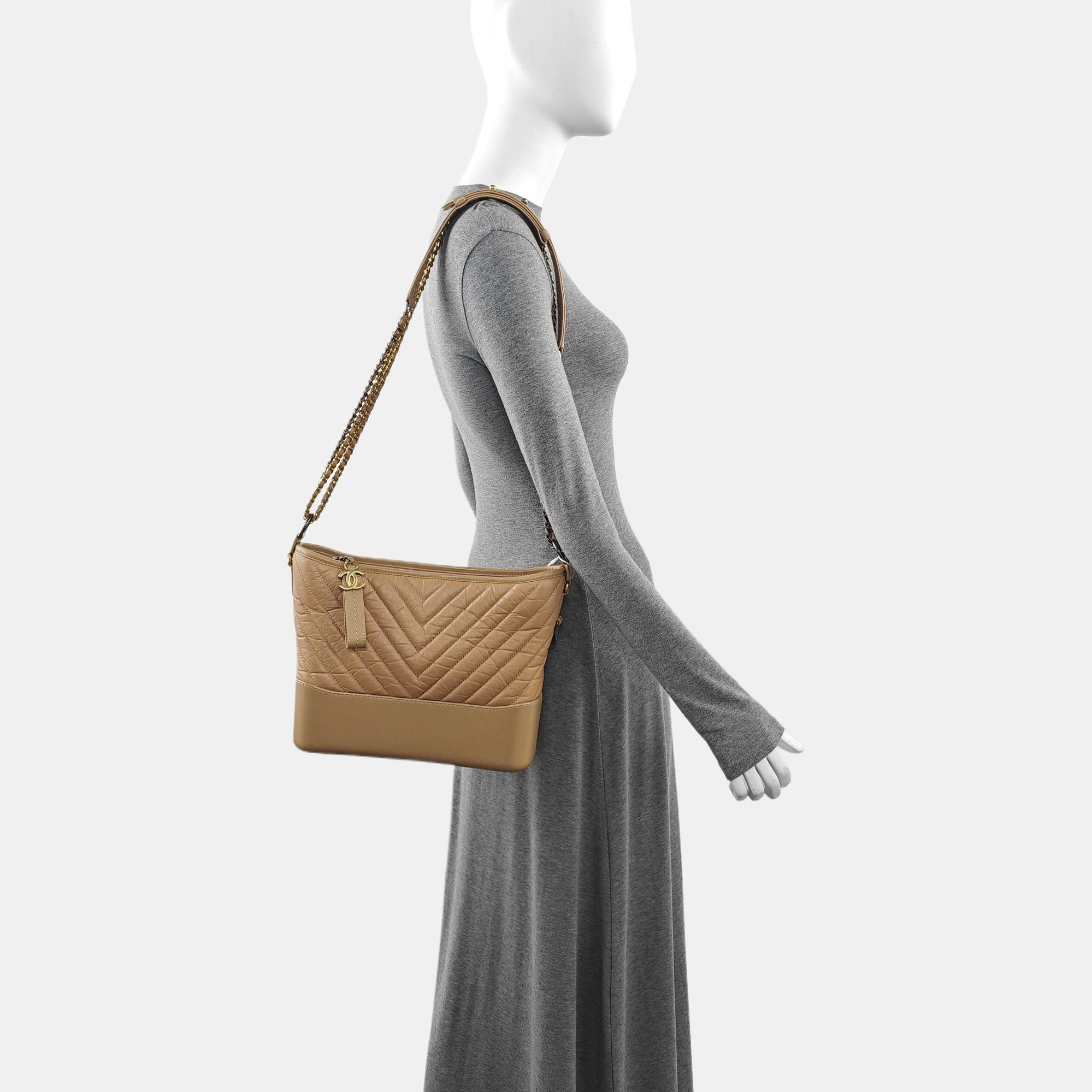 GABRIELLE Medium Chevron Calfskin Beige