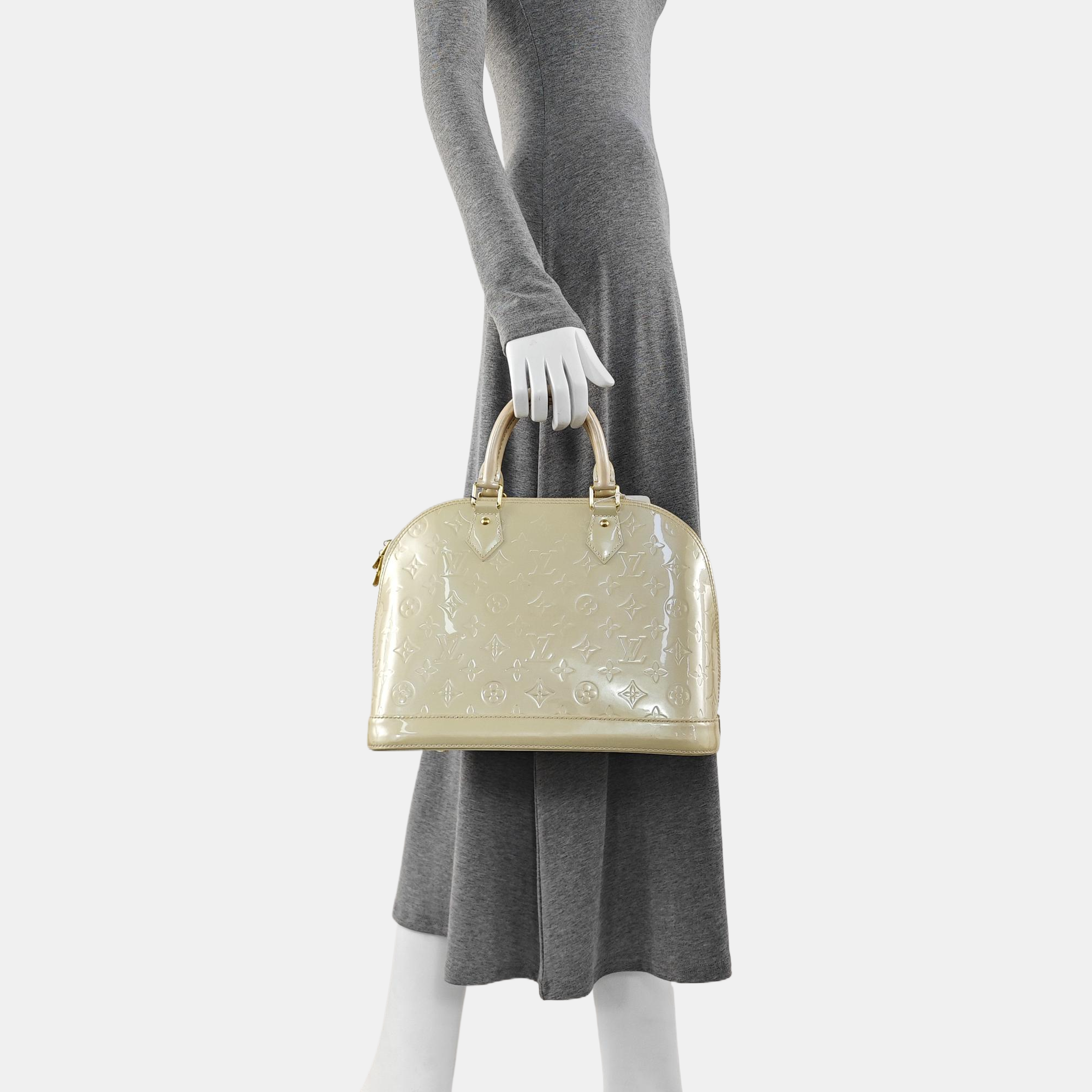 ALMA PM Patent Leather Beige