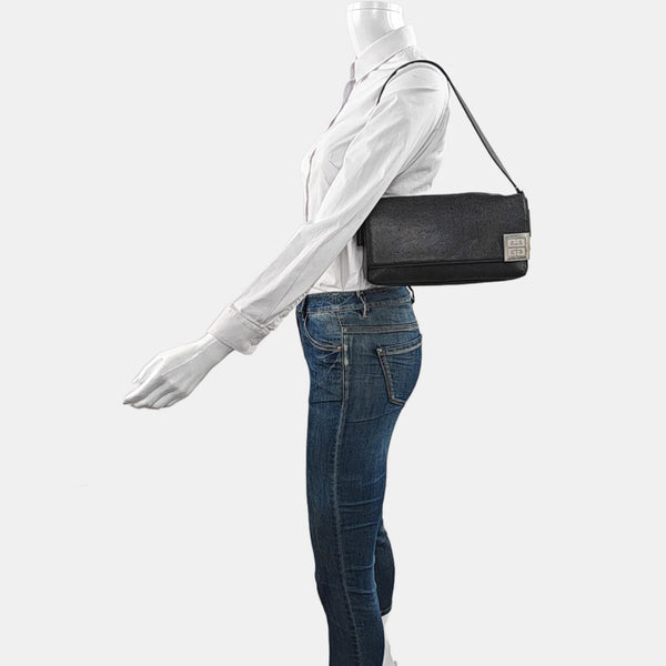 Canvas Black