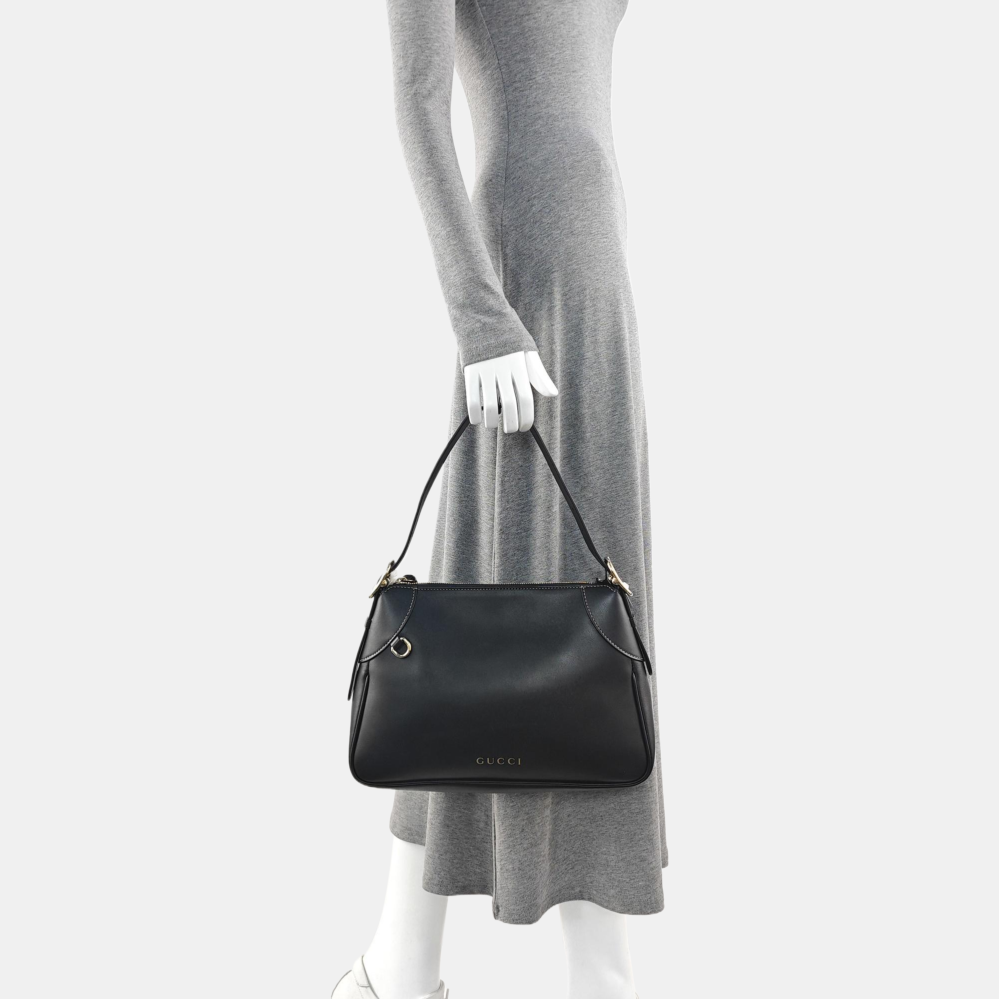 GG Emblem Medium Calfskin Black