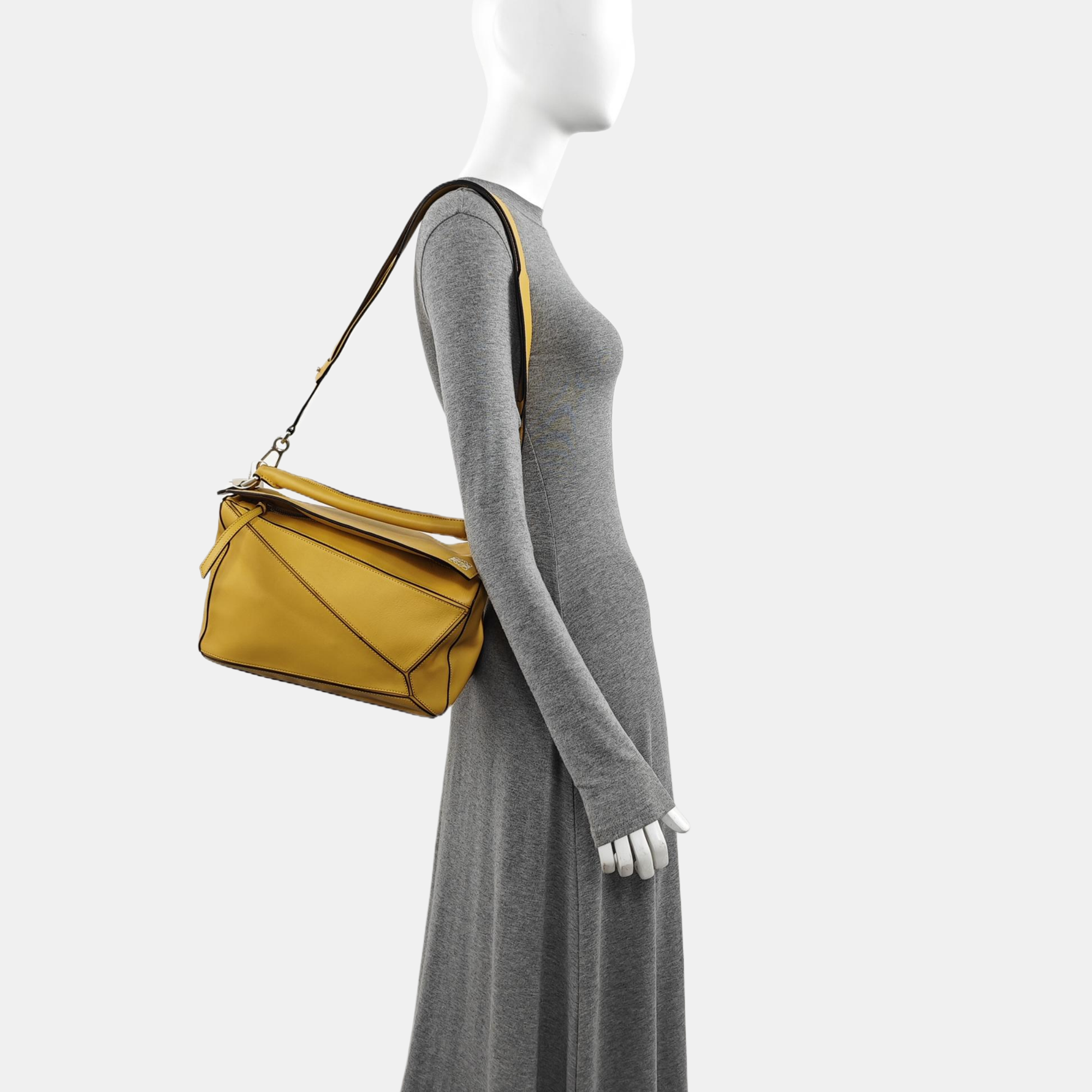 Puzzle Medium Calfskin Yellow
