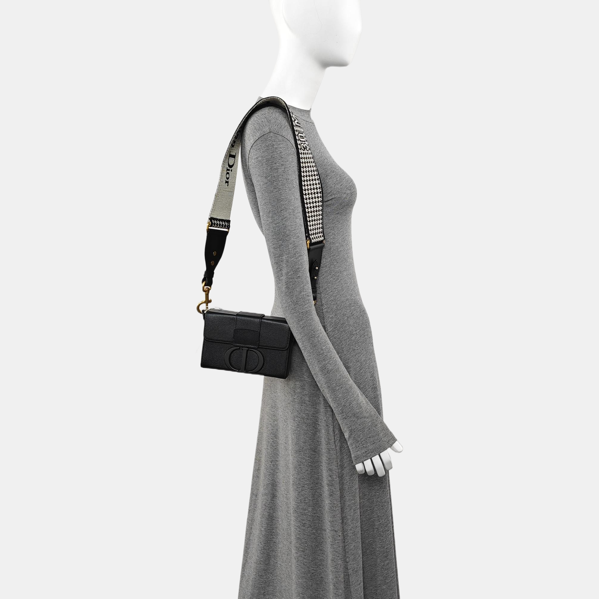 30 Montaigne Mini Calfskin Black