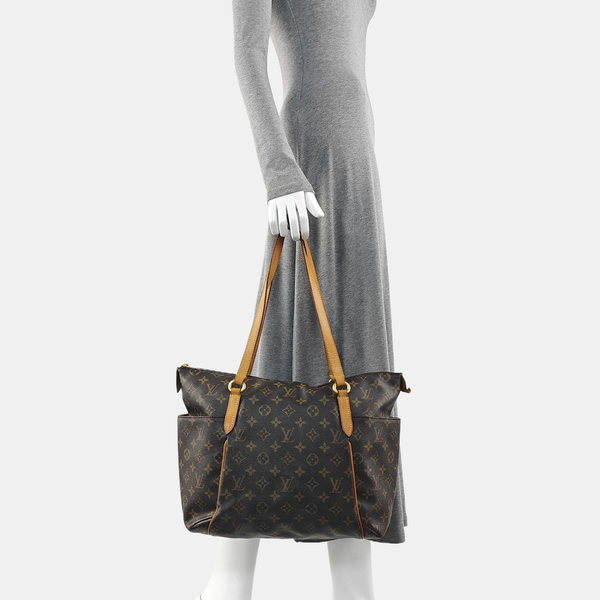 TOTALLY MM Monogram Coated Canvas Brown