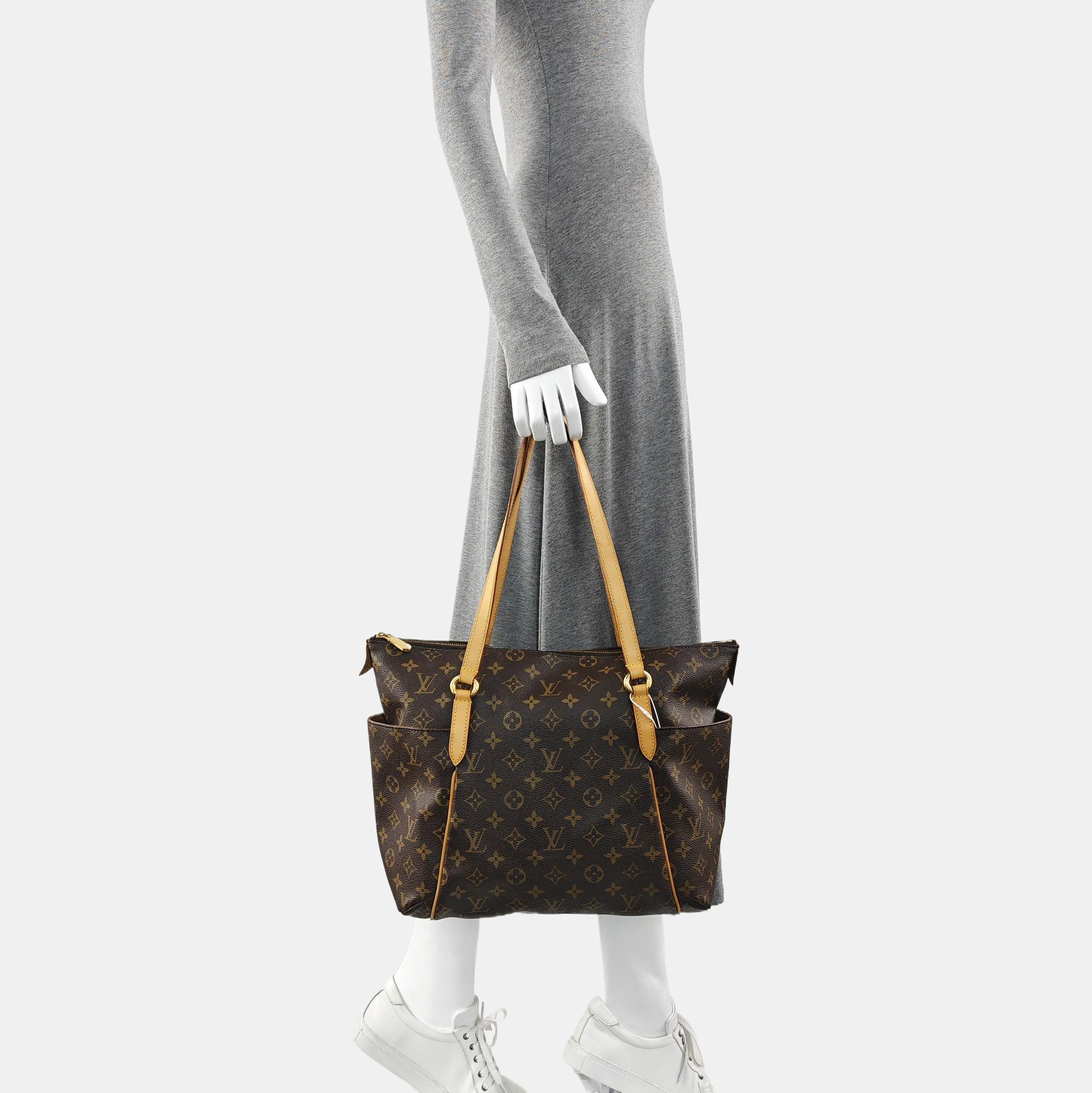 TOTALLY MM Monogram Coated Canvas Brown