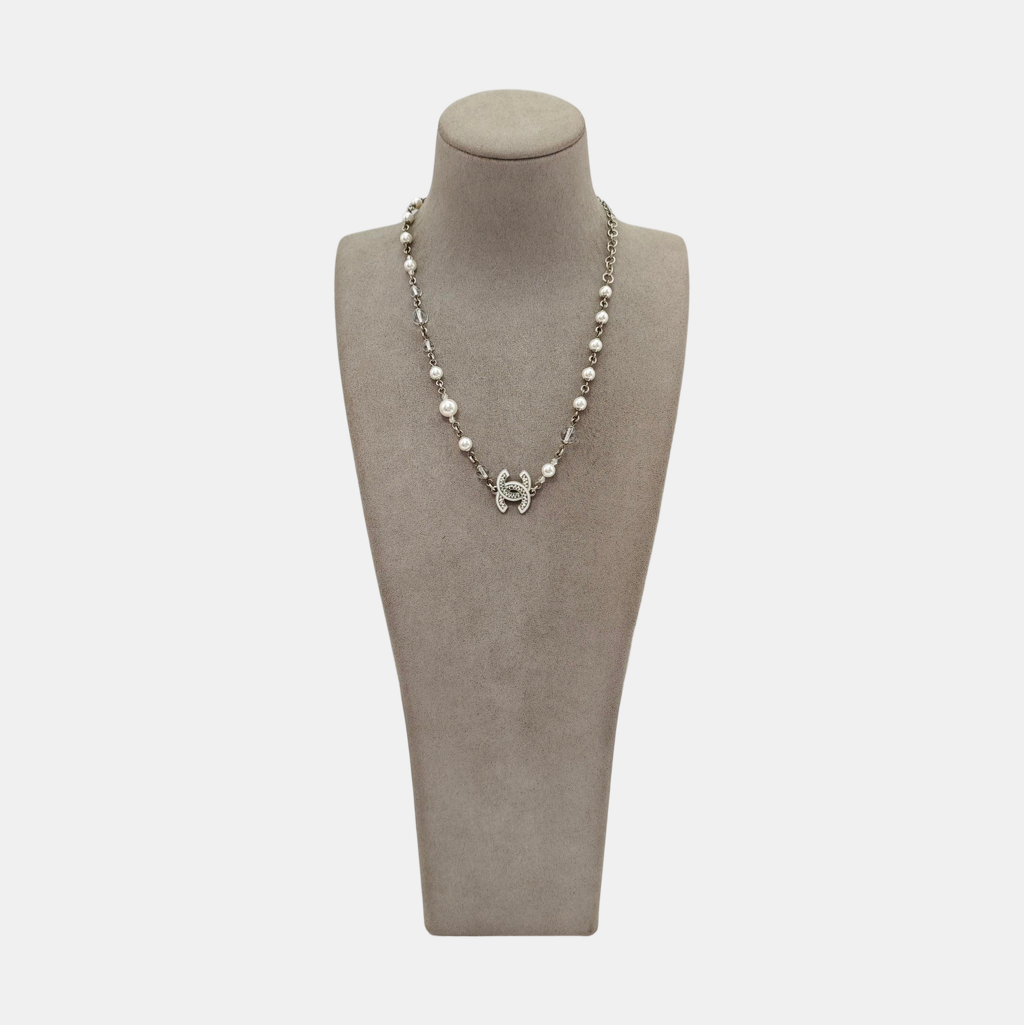 Metal White Necklace