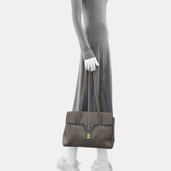 Authenticated pre-owned  16 Medium Calfskin Grey - Shoulder Bag at Looply