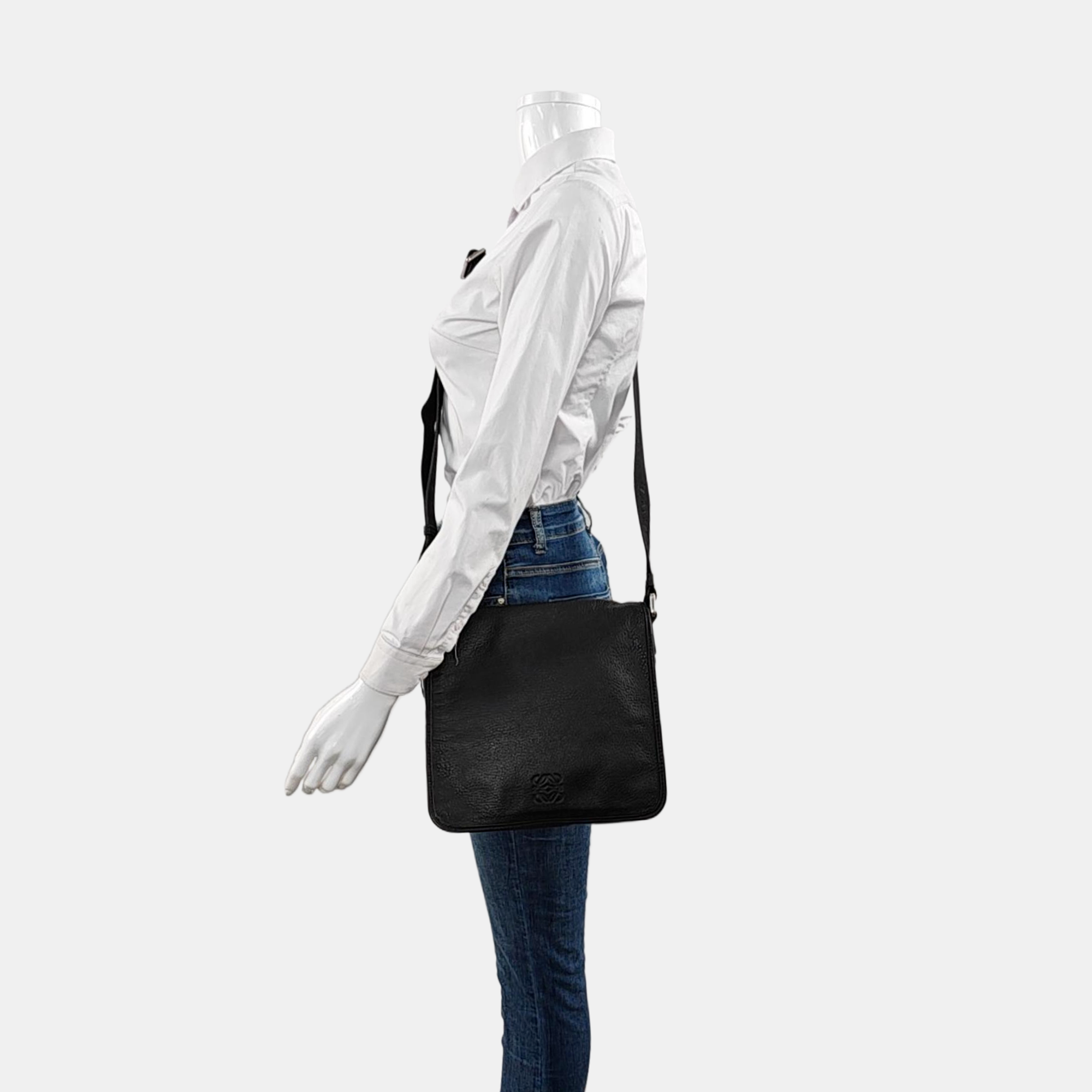Calfskin Shoulder Bag Black