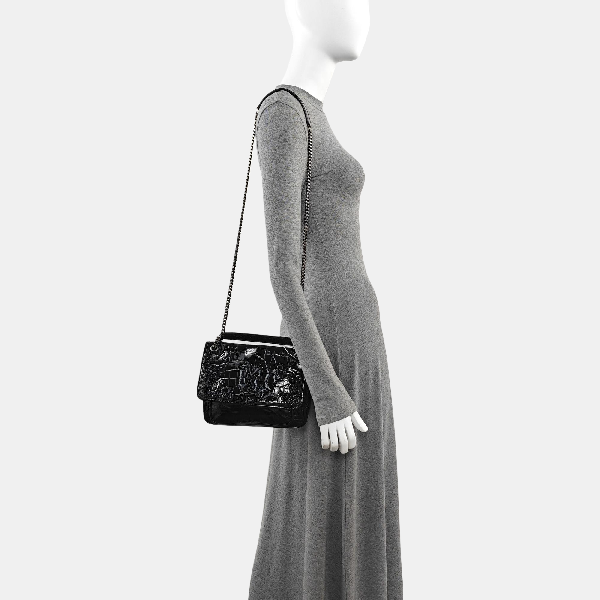 NIKI Small Patent Leather Black