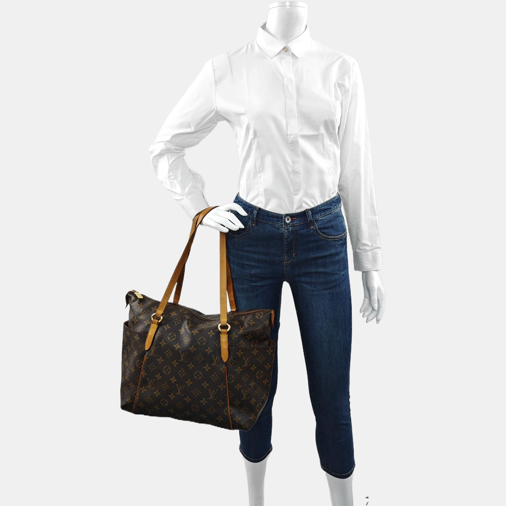 TOTALLY MM Monogram Coated Canvas Brown