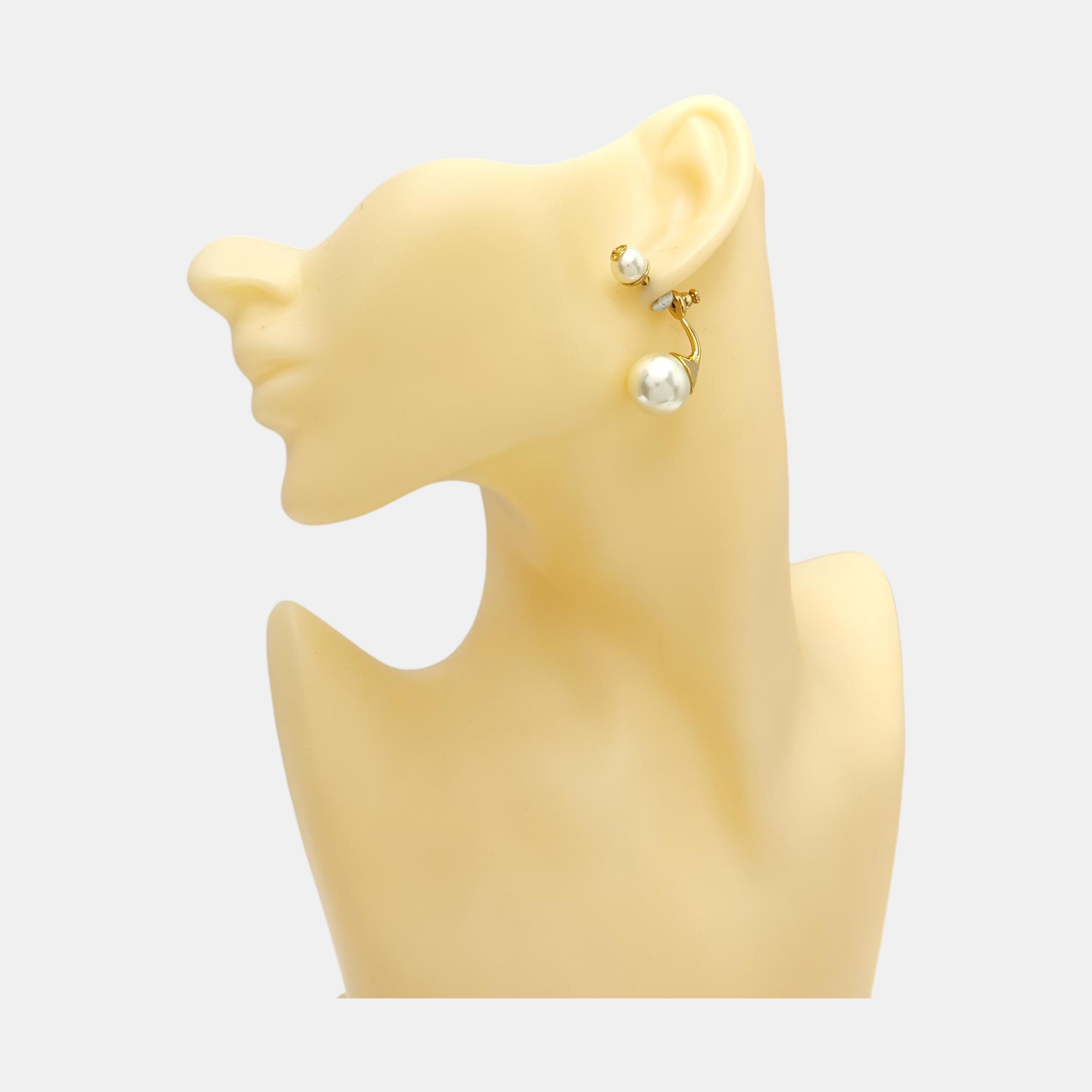 Danseuse Etoile Metal White Stud Earrings