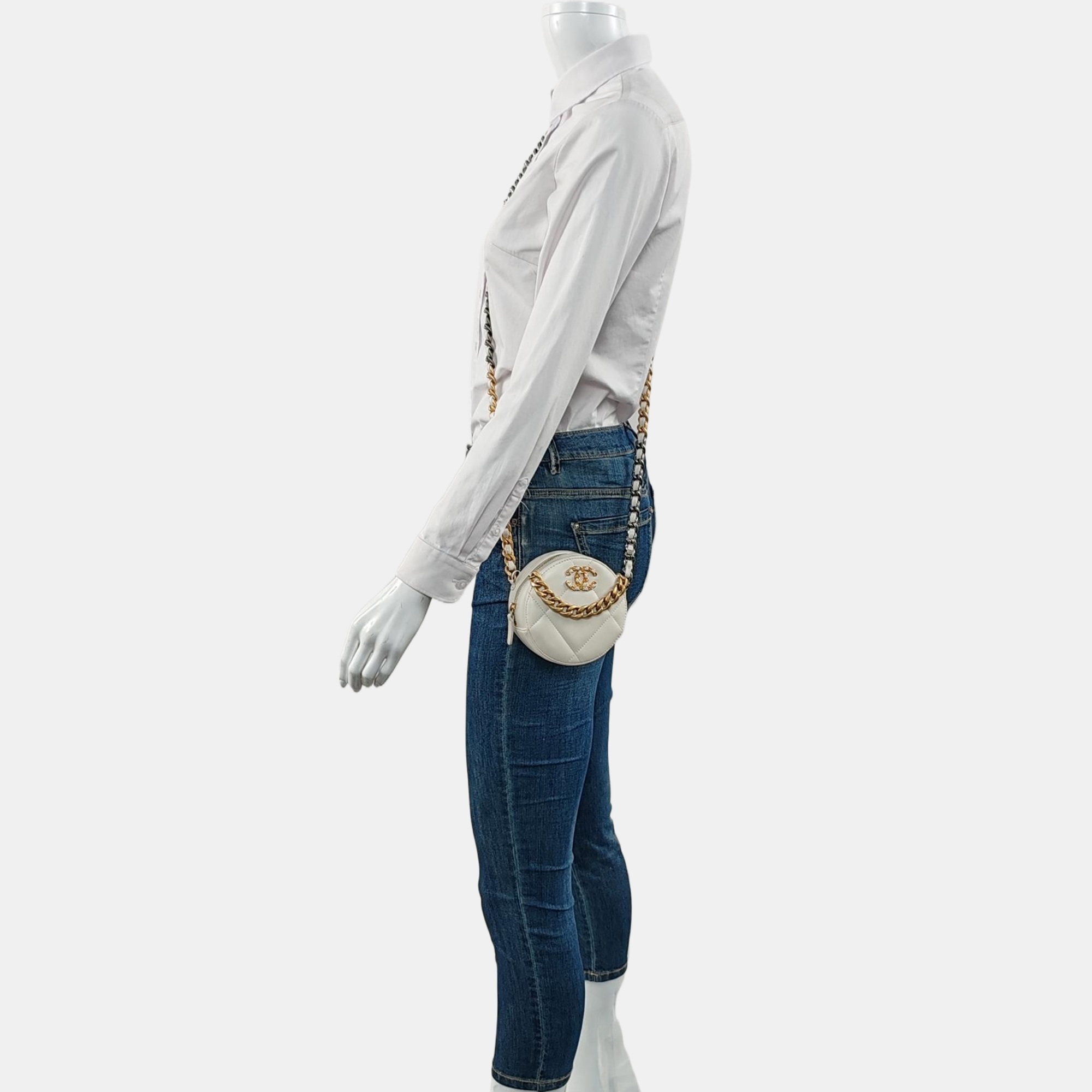 Authenticated pre-owned  CHANEL 19 Quilted Lambskin White - Crossbody Bag at Looply