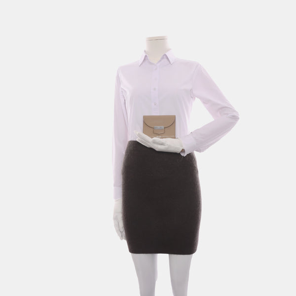 Monedero pequeño TROTTEUR de piel de becerro beige